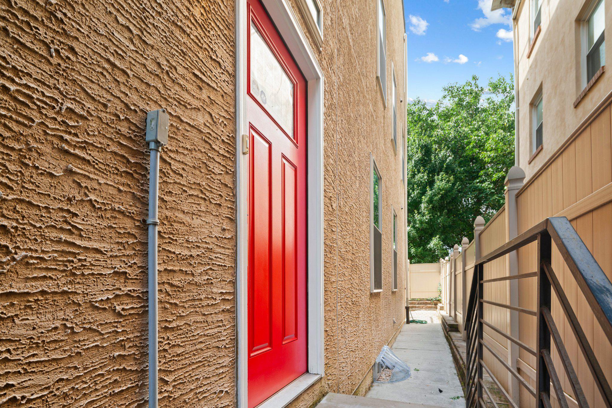 FRANCISVILLE - Residential