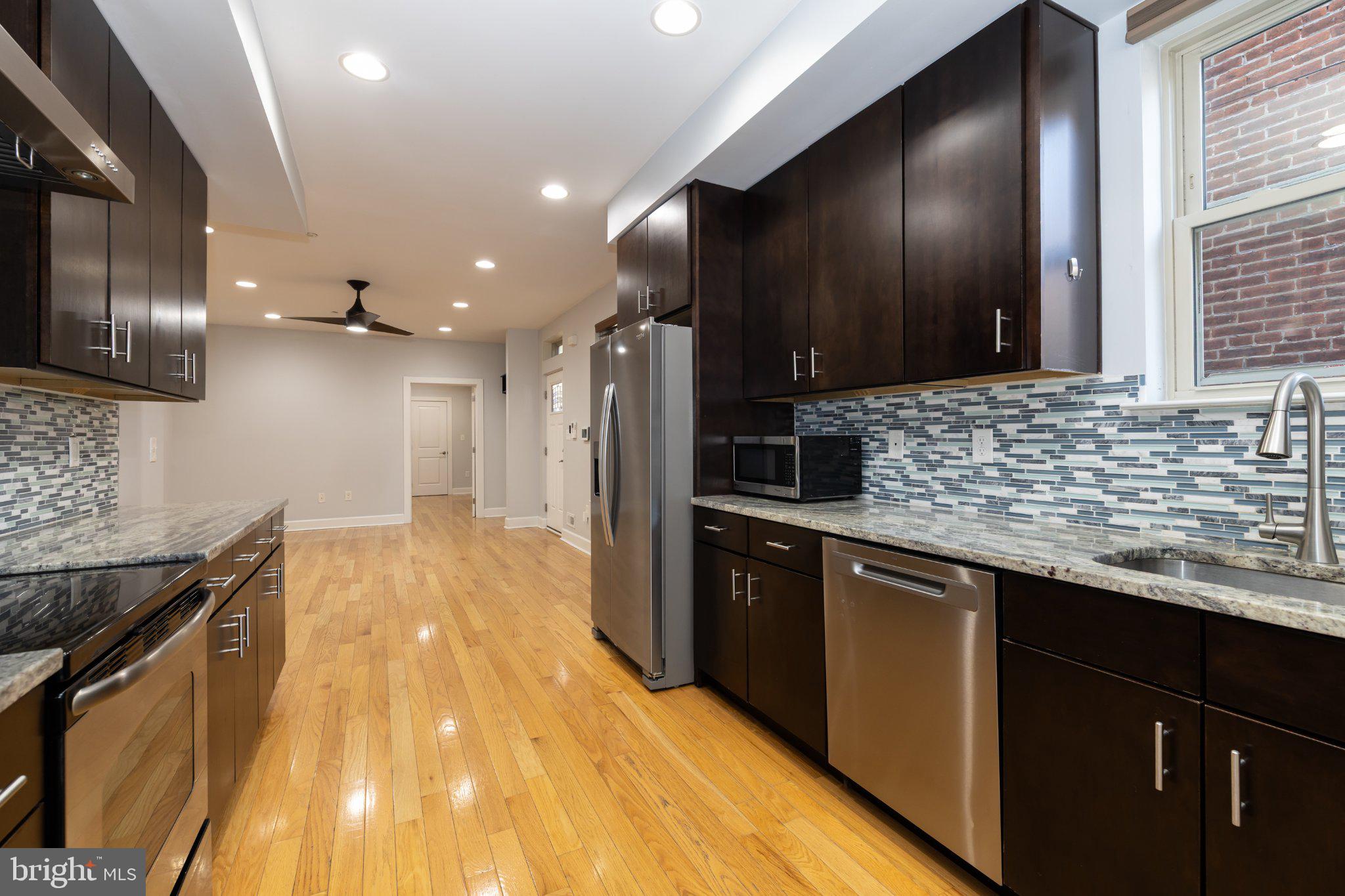 FRANCISVILLE - Residential