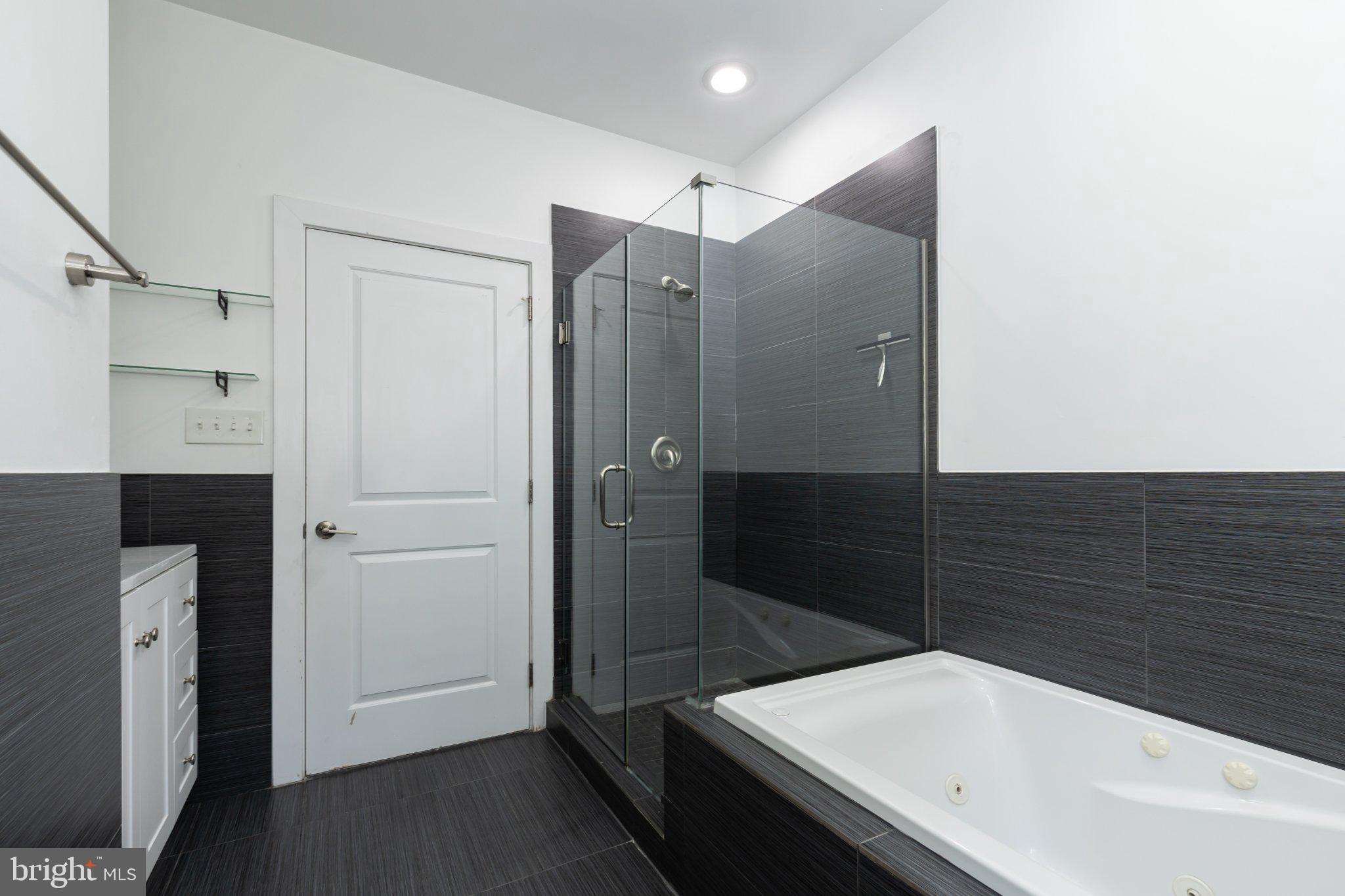 FRANCISVILLE - Residential