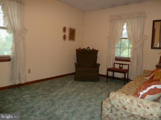 PENN OAKS - Residential