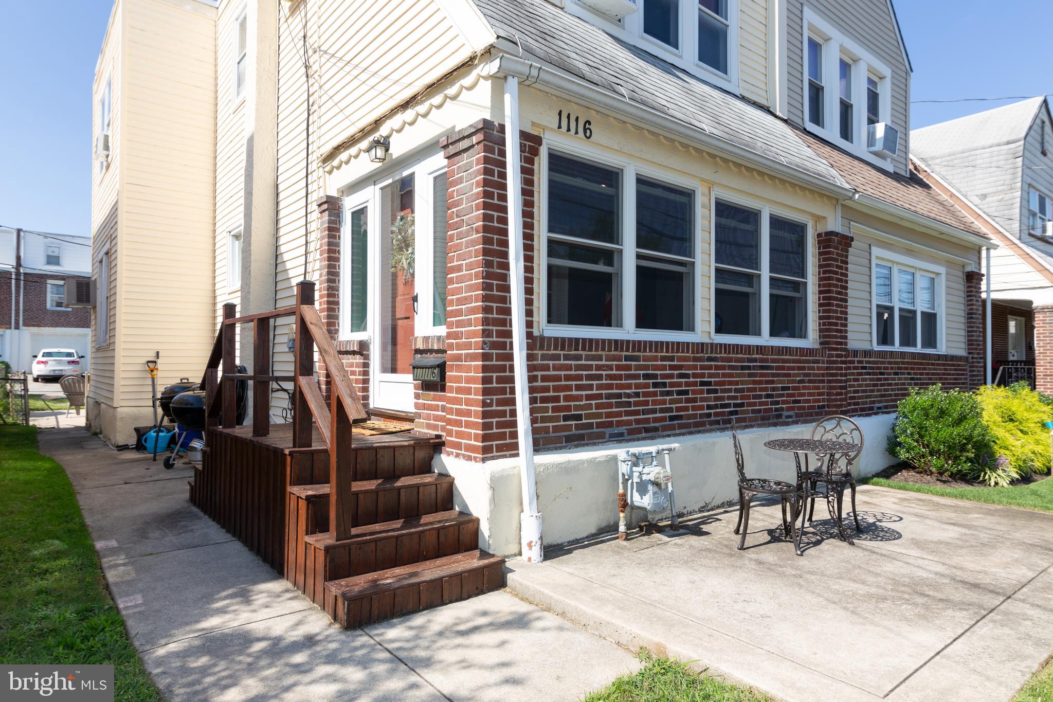 LLANERCH - Residential