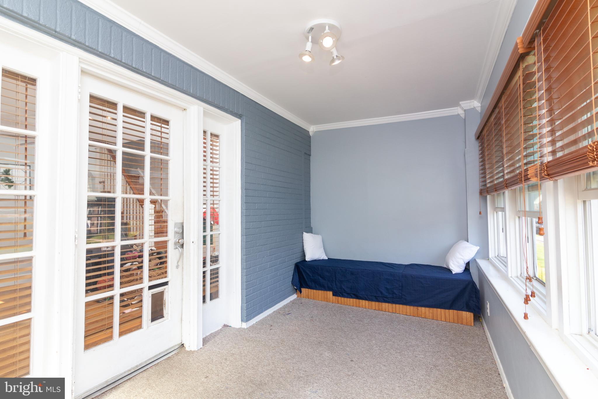 LLANERCH - Residential