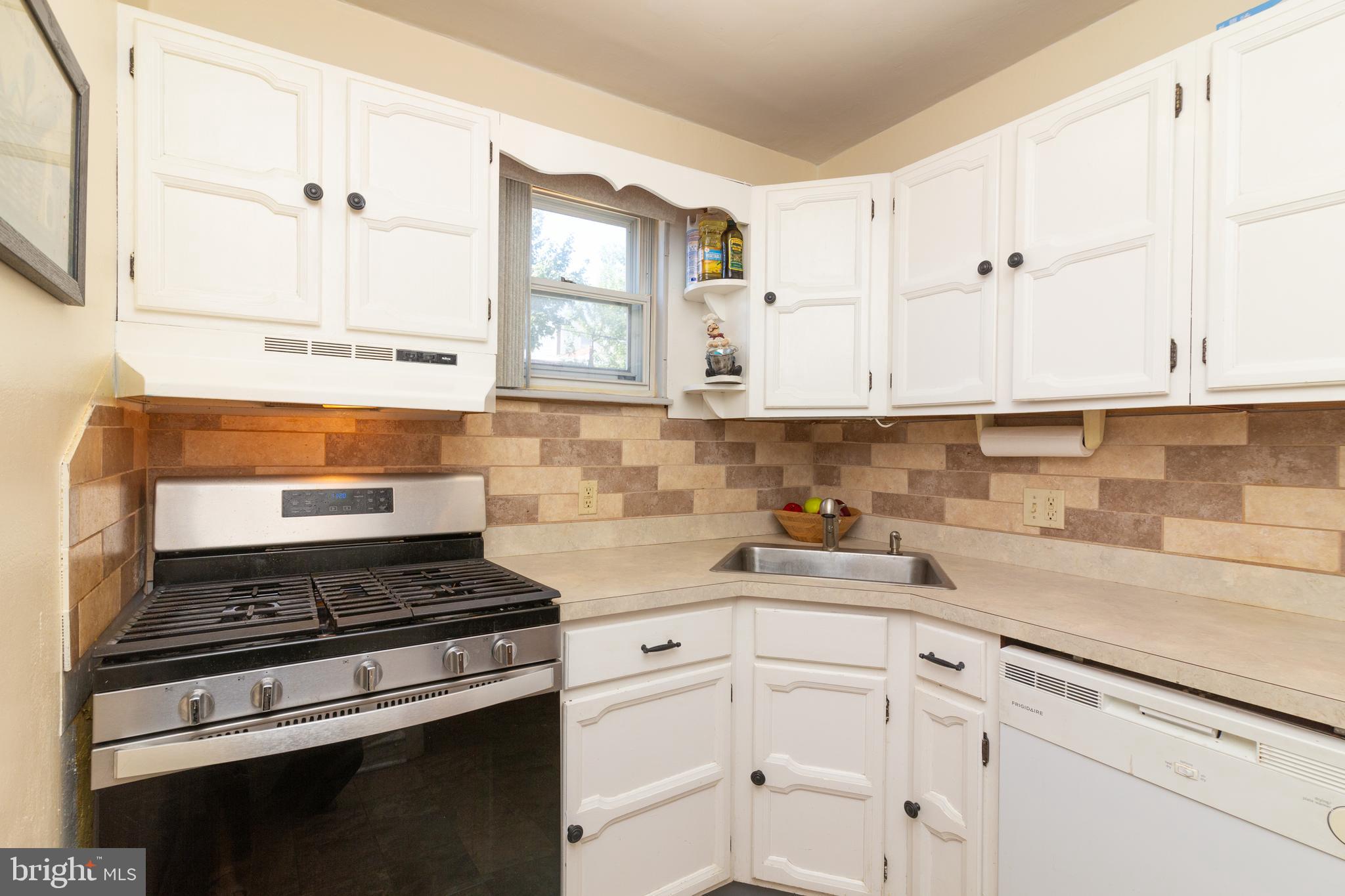 LLANERCH - Residential