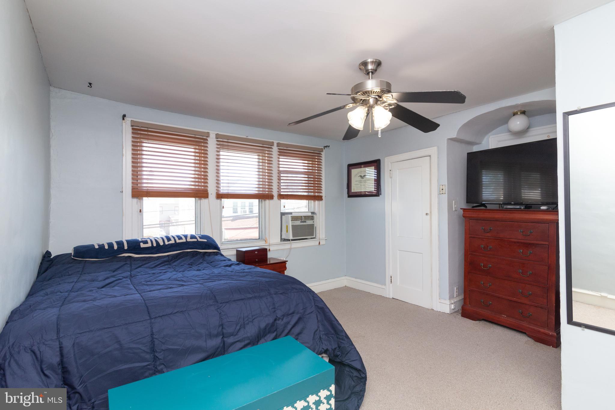 LLANERCH - Residential