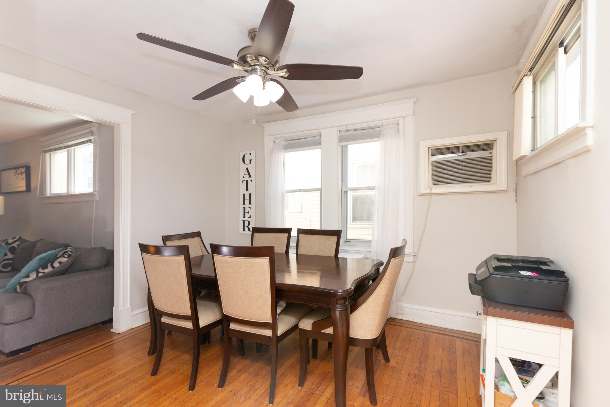 LLANERCH - Residential