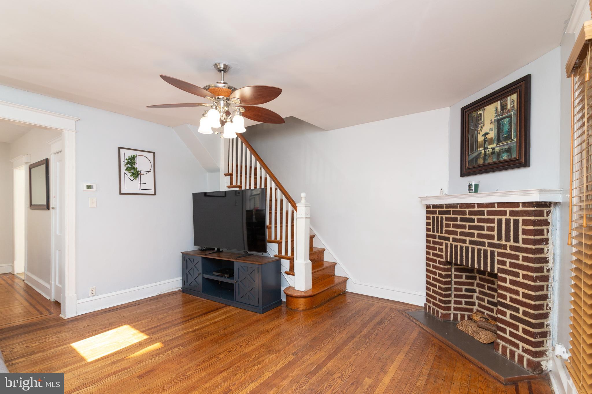 LLANERCH - Residential