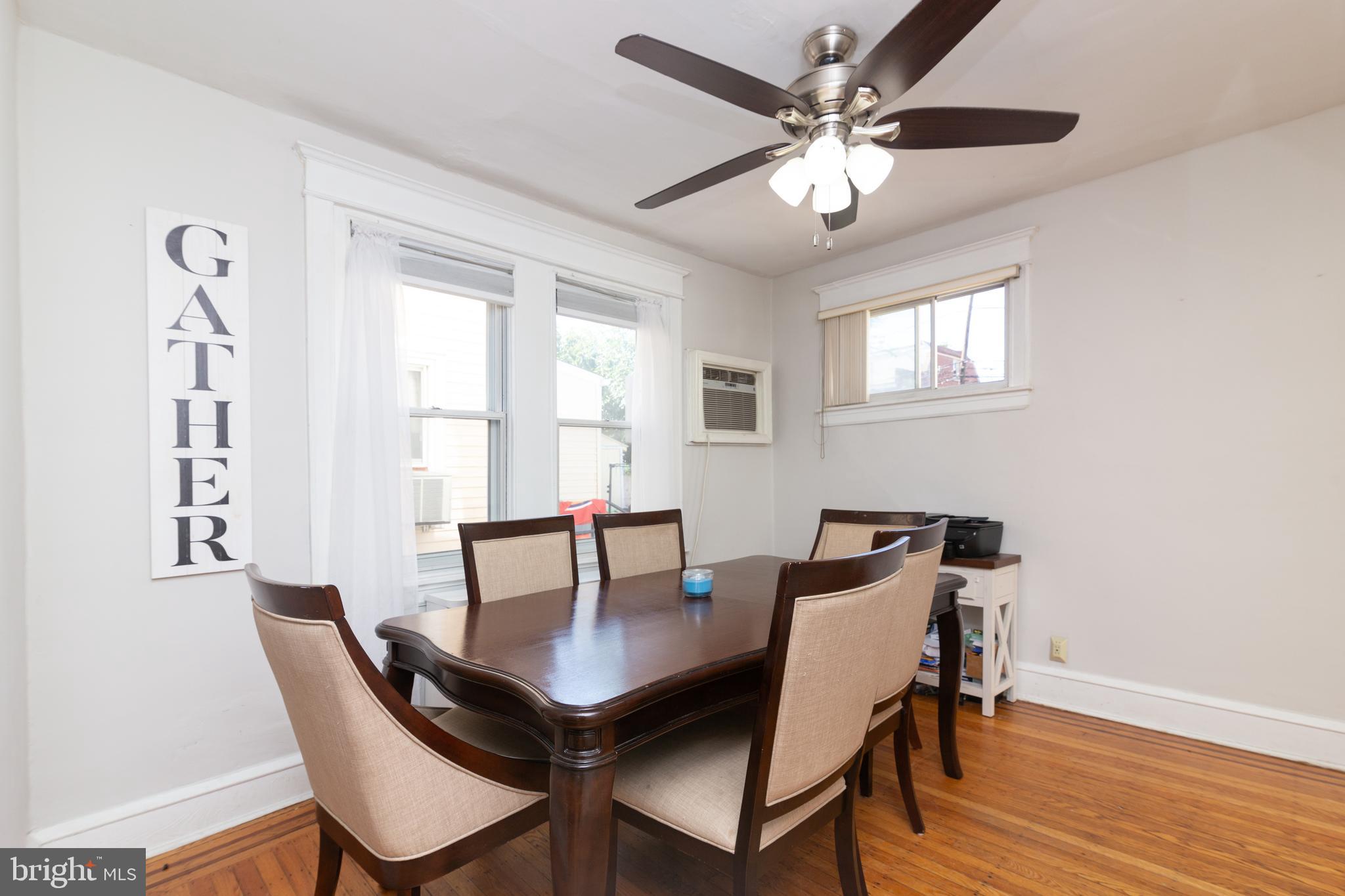 LLANERCH - Residential