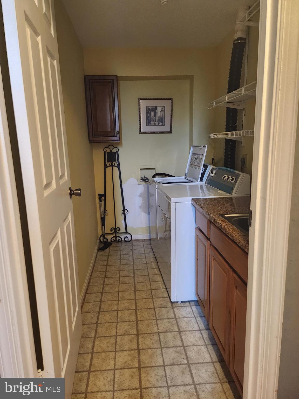 HERITAGE ESTATES - Residential Lease