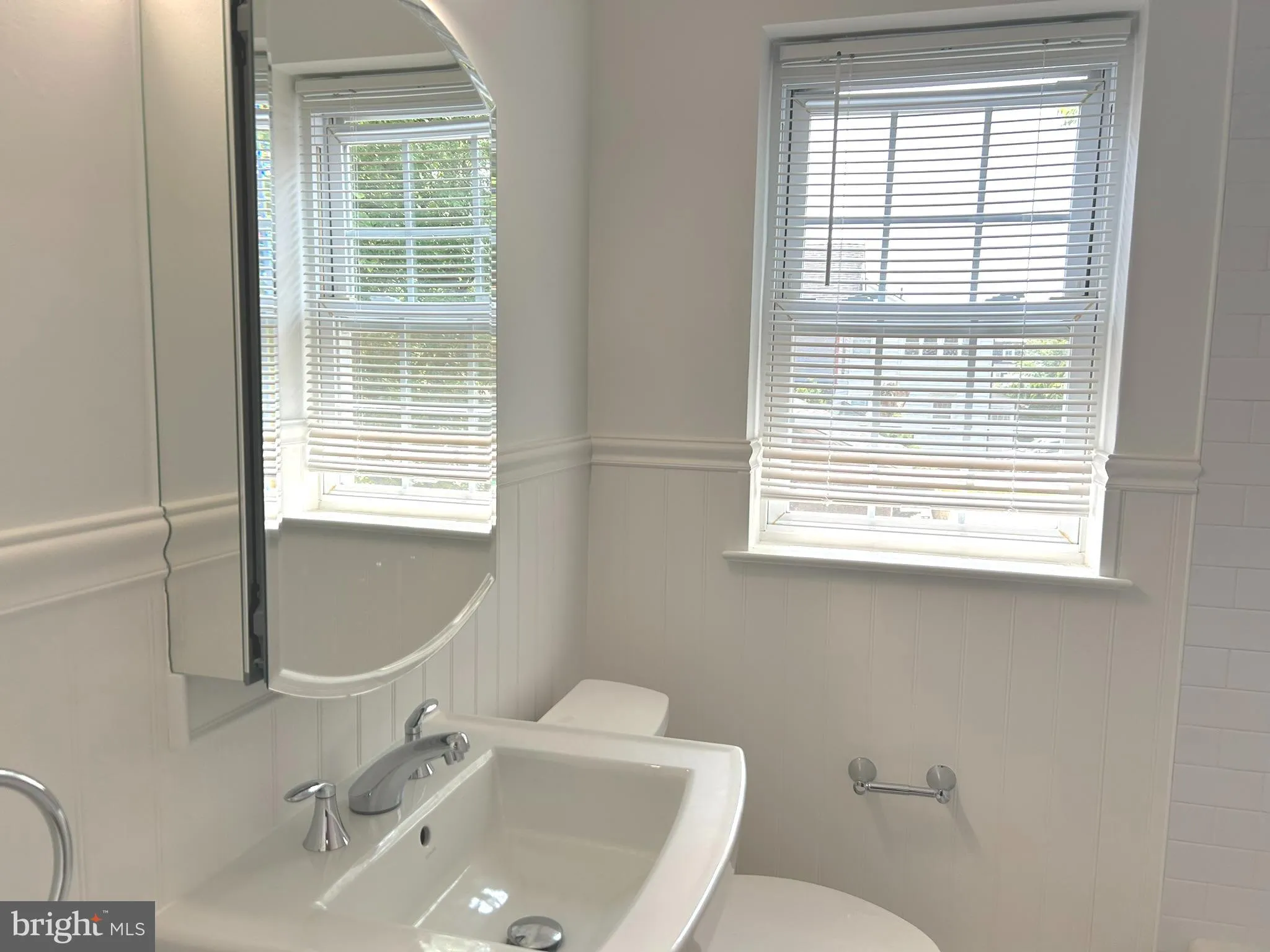 Ardmore, Pennsylvania 19003, United States, 2 Bedrooms Bedrooms, ,1 BathroomBathrooms,Residential,Active,159676