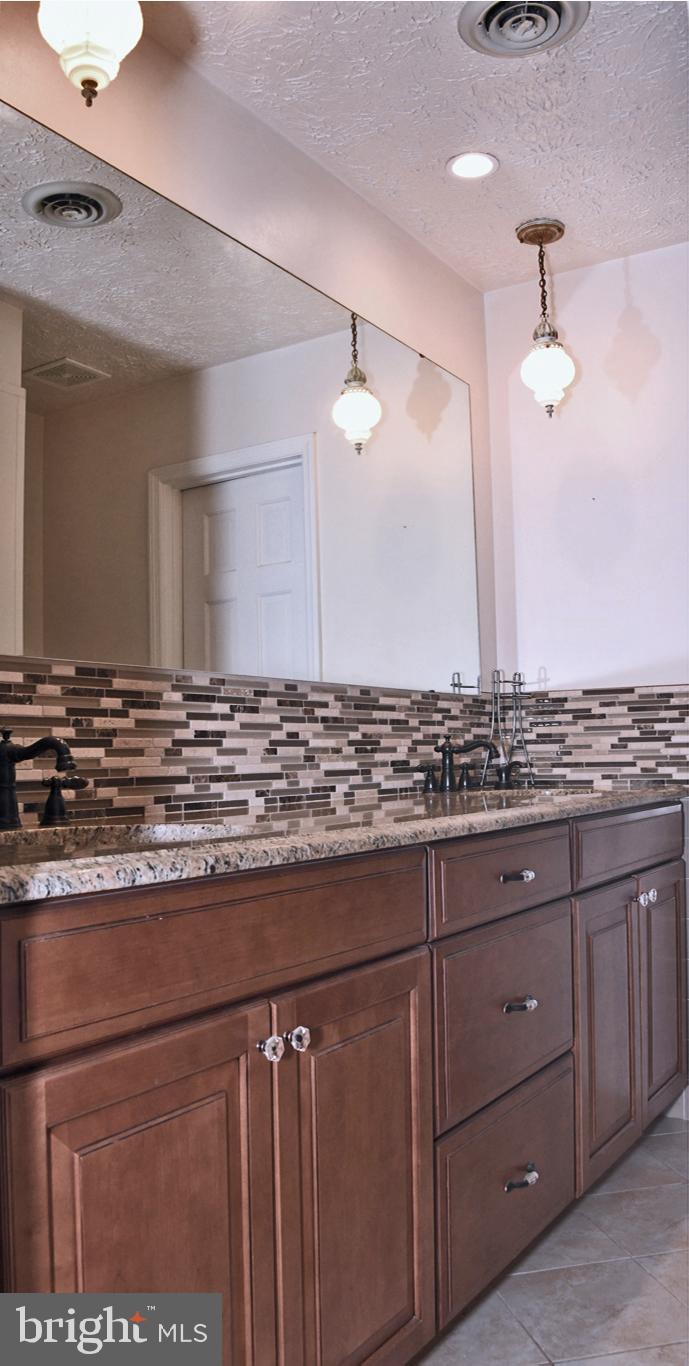 STEPHENS CITY - Residential