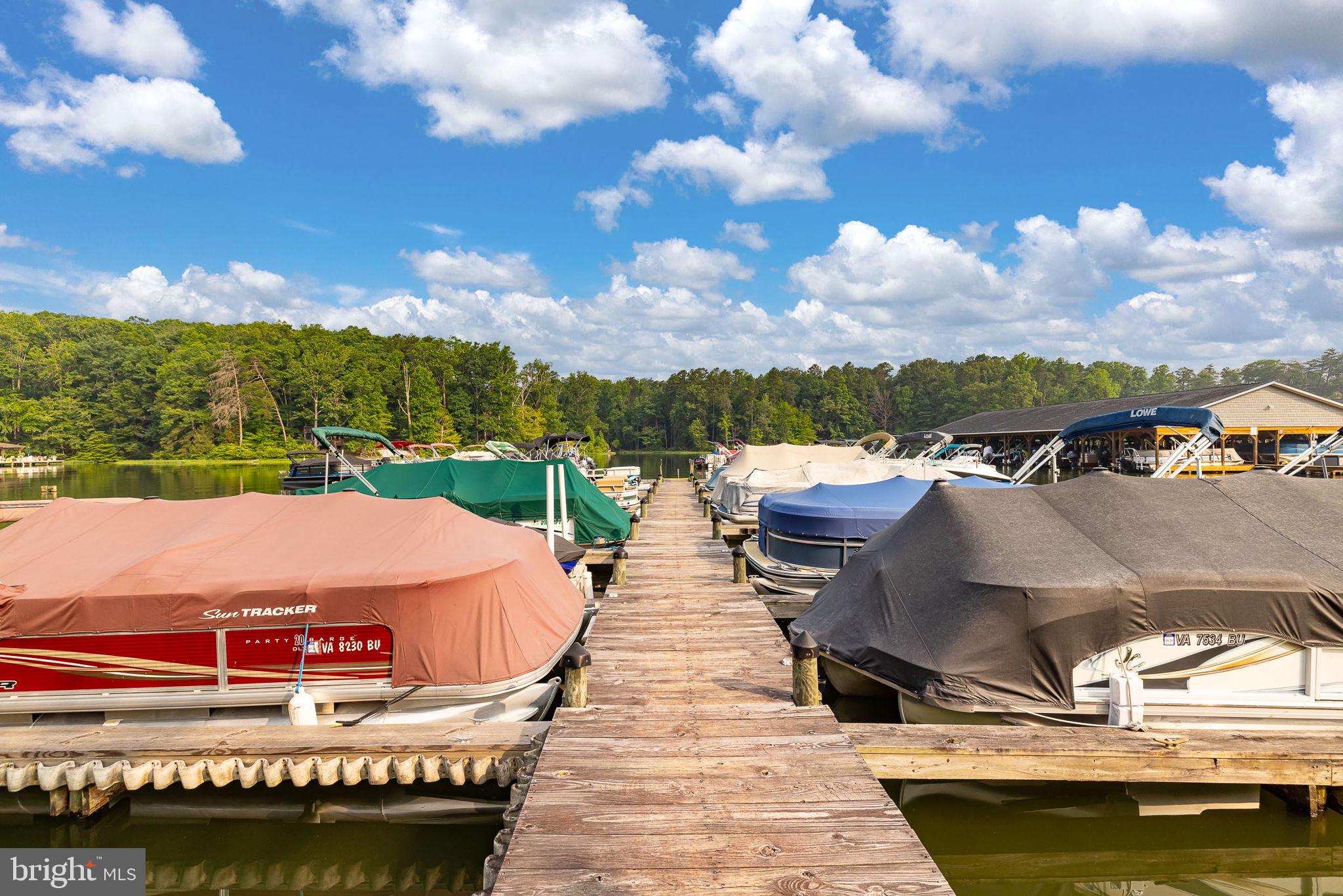 BLUE WATER - Residential
