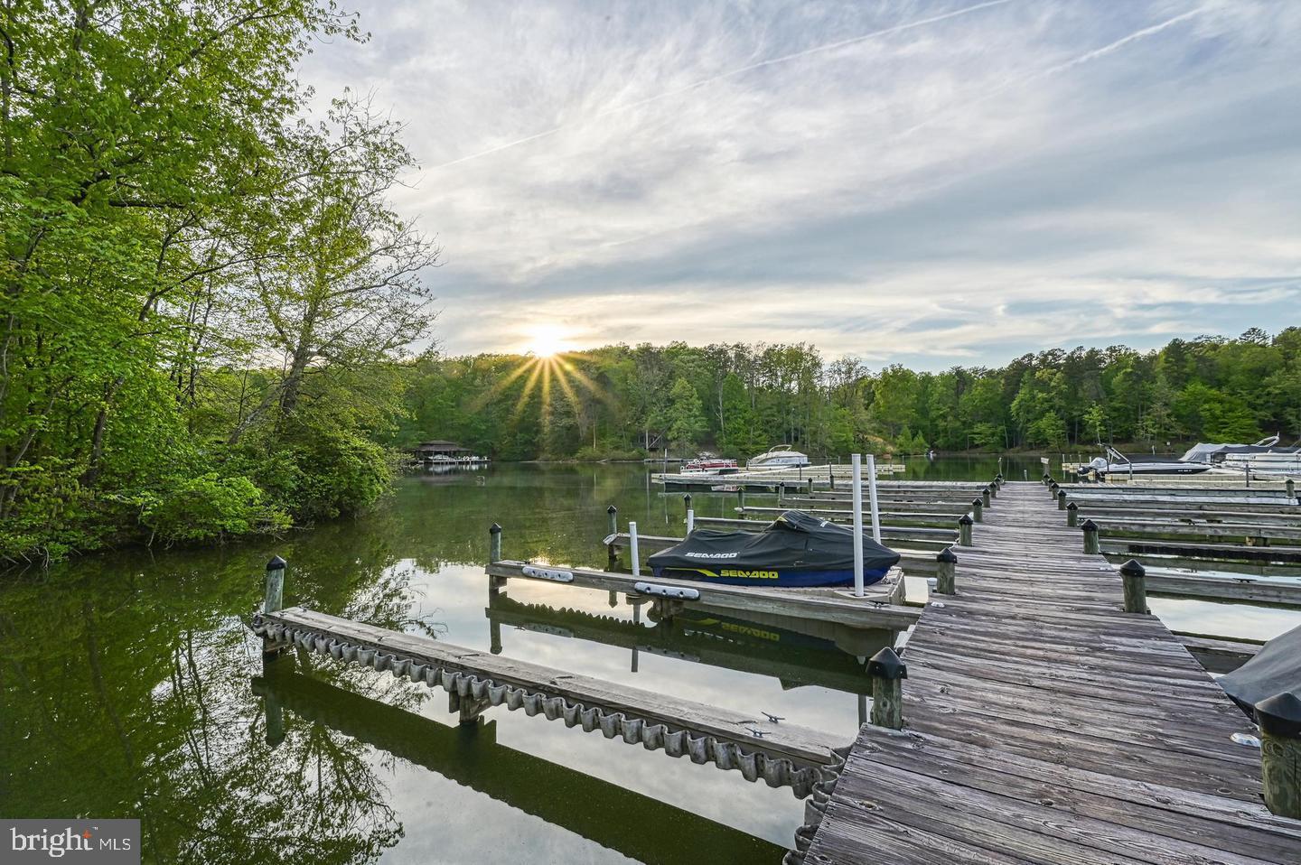 BLUE WATER - Residential