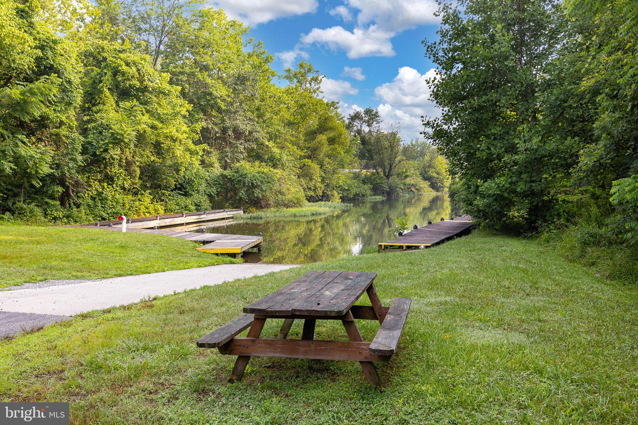 BLUE WATER - Residential