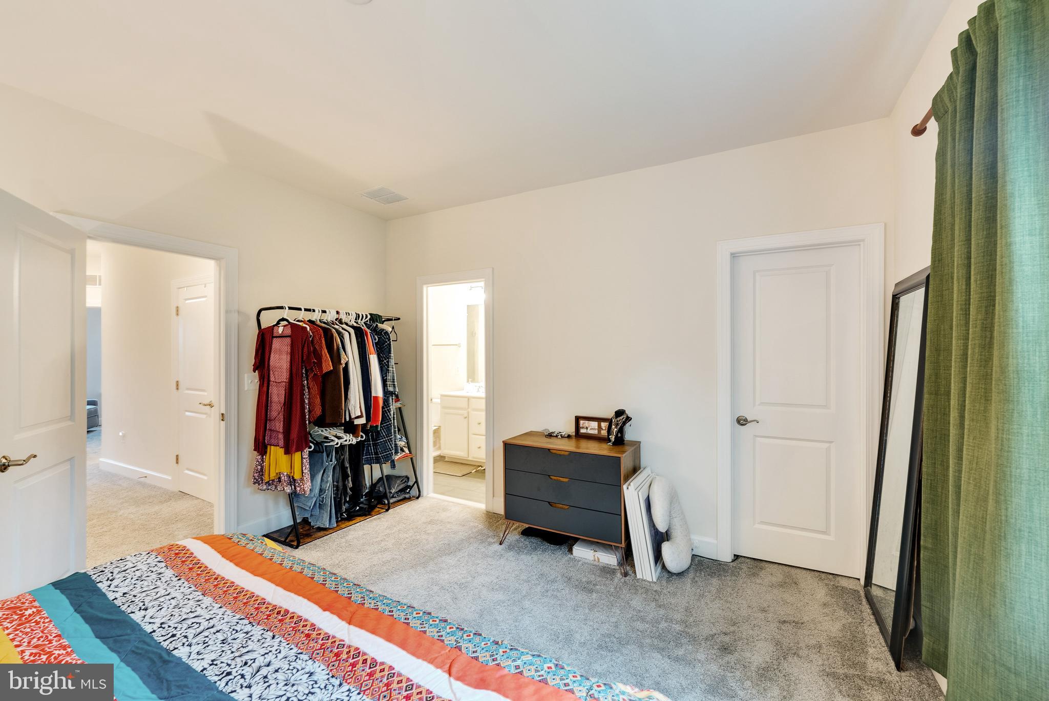 HAYMARKET CROSSING - Residential