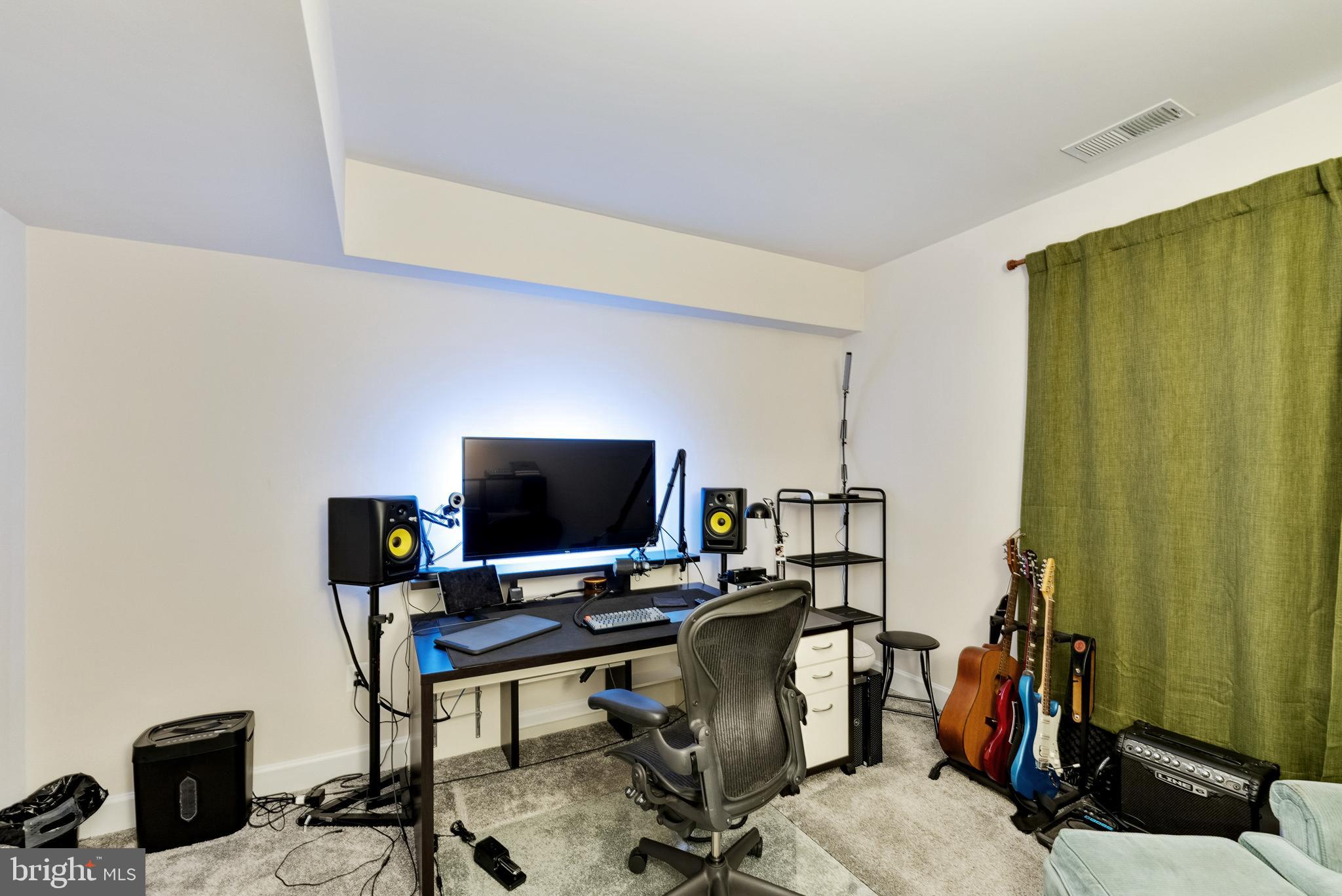 HAYMARKET CROSSING - Residential