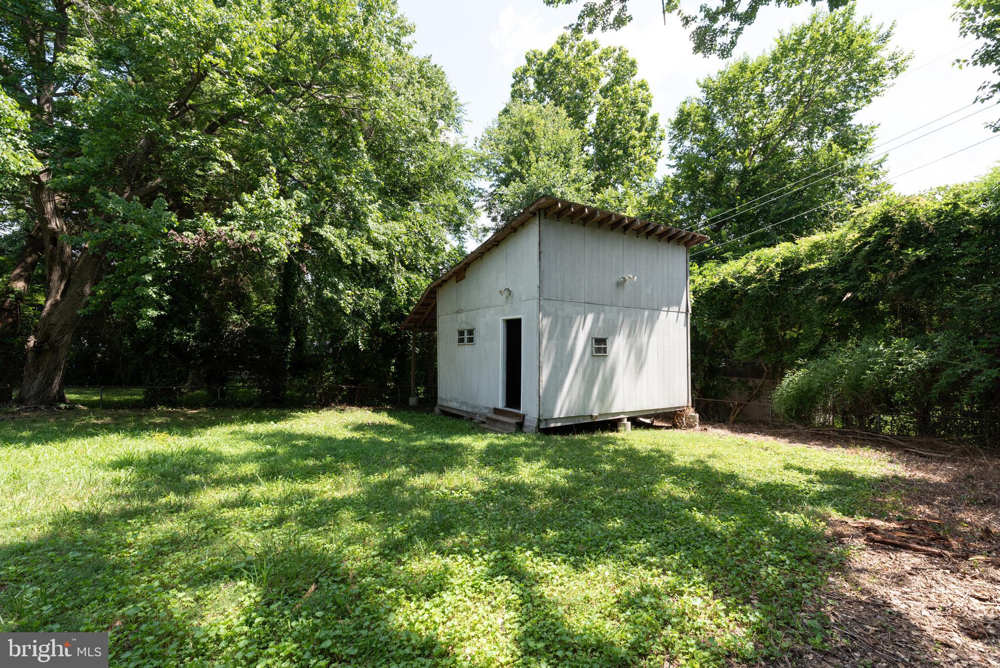 FARMINGTON - Residential