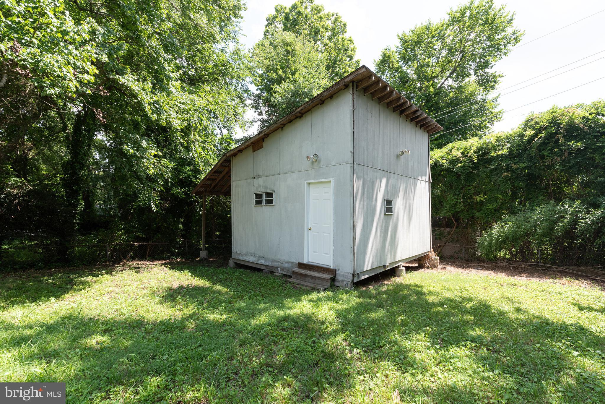 FARMINGTON - Residential