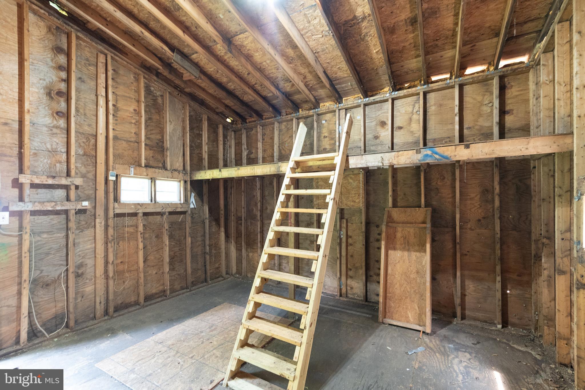 FARMINGTON - Residential