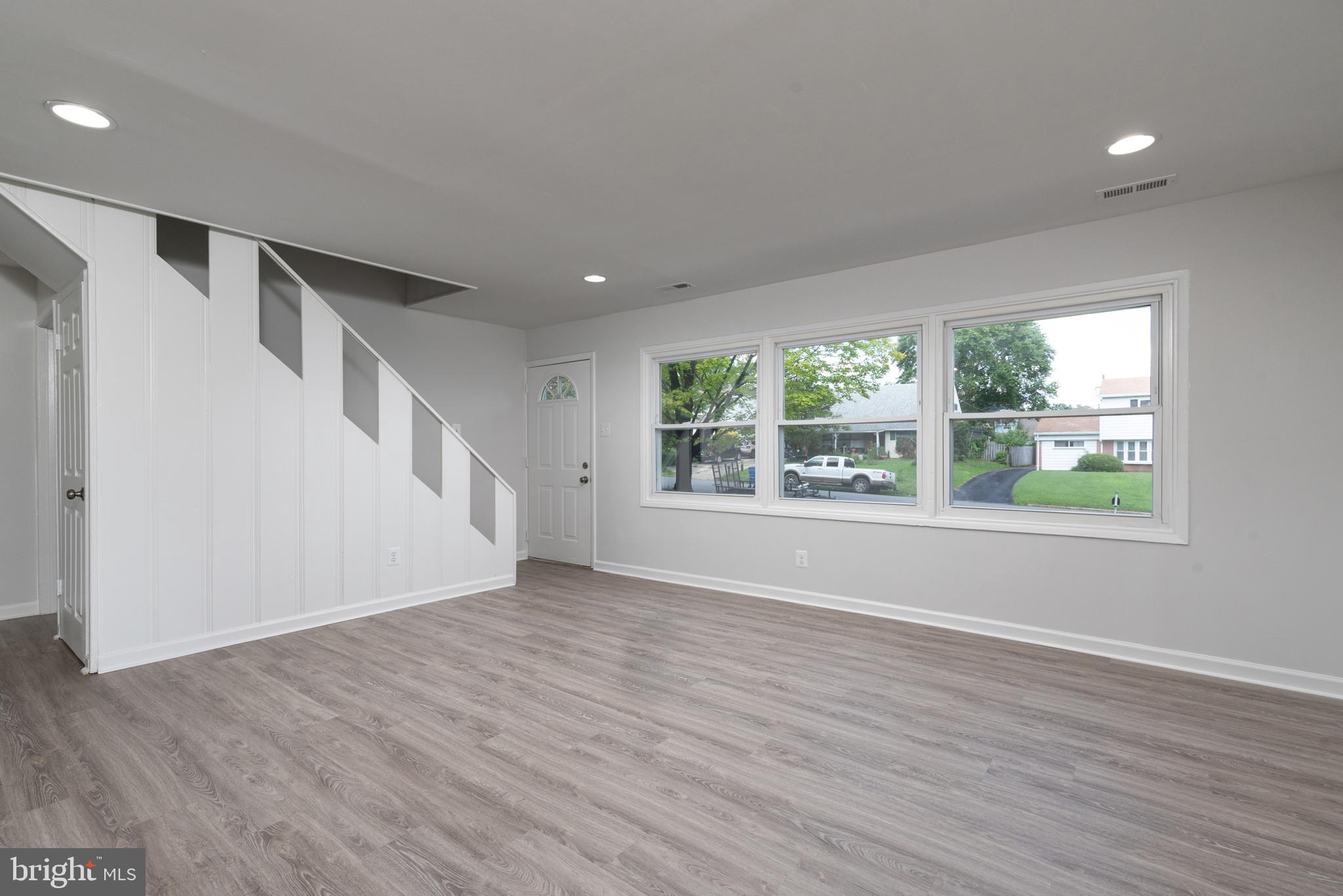 FARMINGTON - Residential