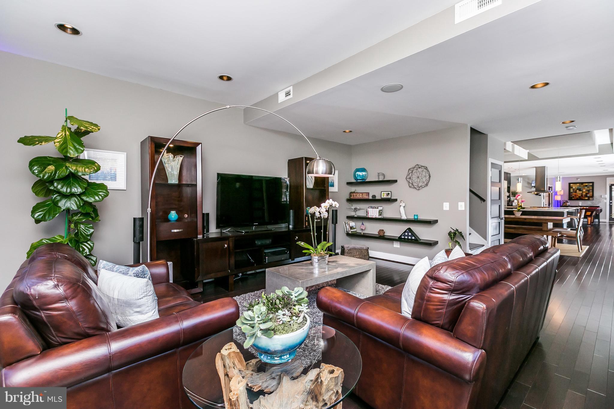 BUTCHER'S HILL - Residential