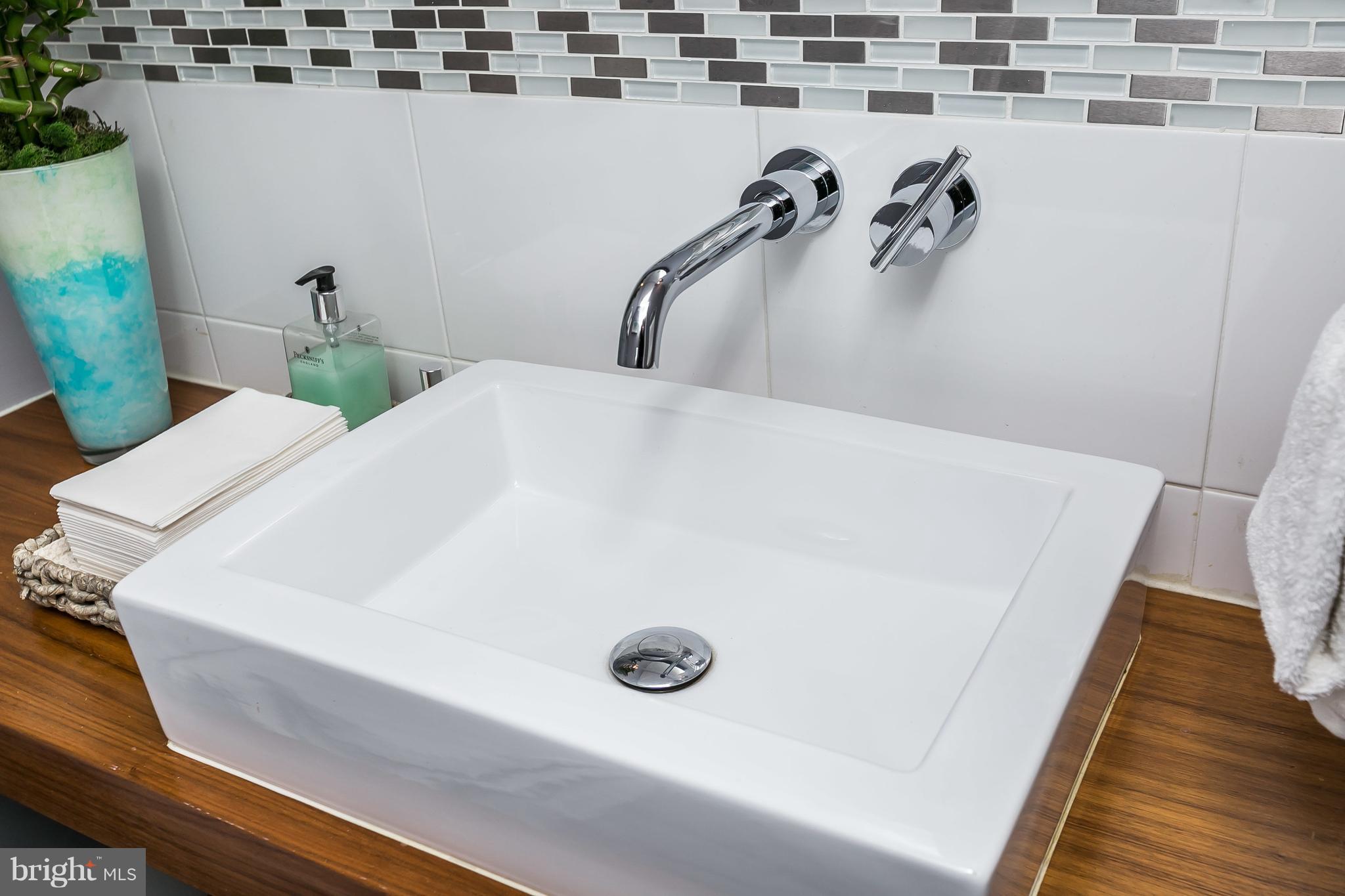 BUTCHER'S HILL - Residential