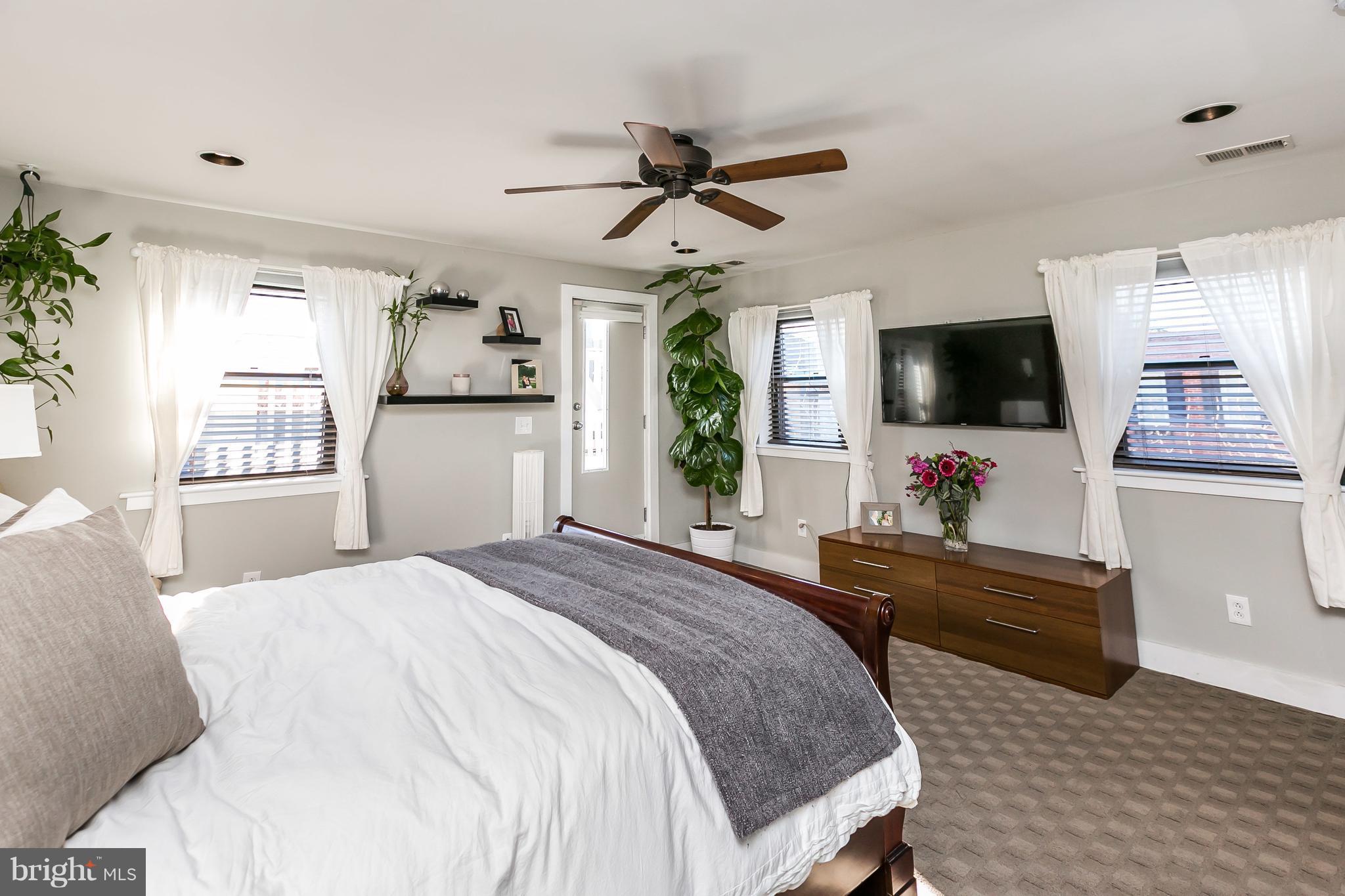 BUTCHER'S HILL - Residential