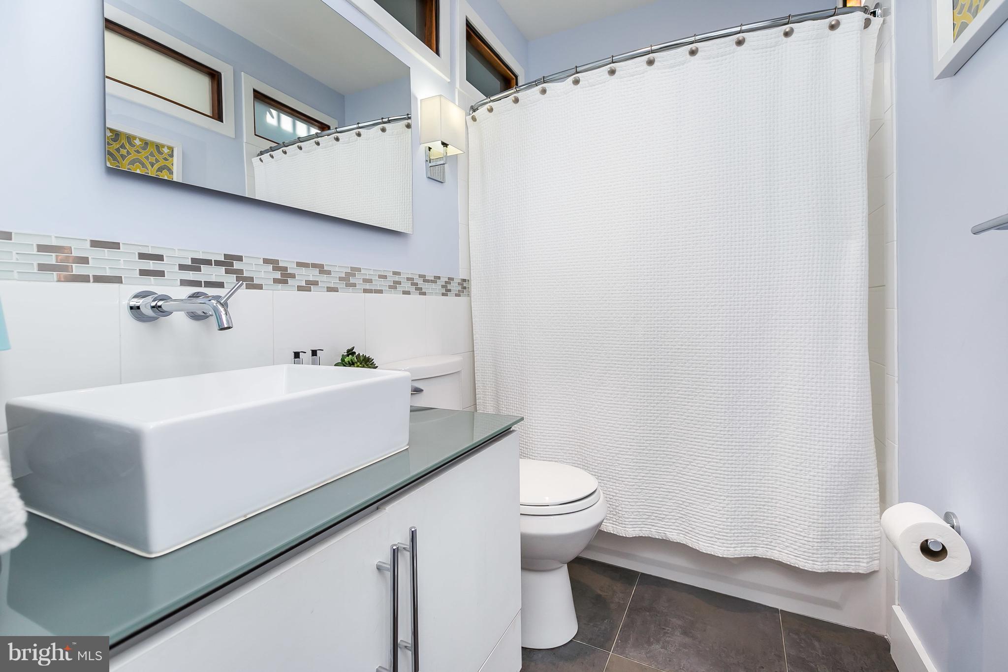 BUTCHER'S HILL - Residential