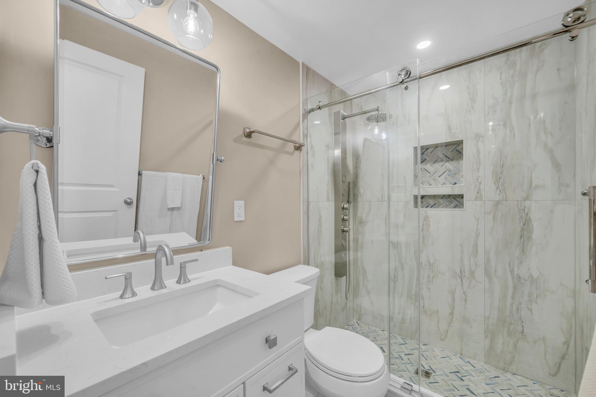 RESTON - Residential