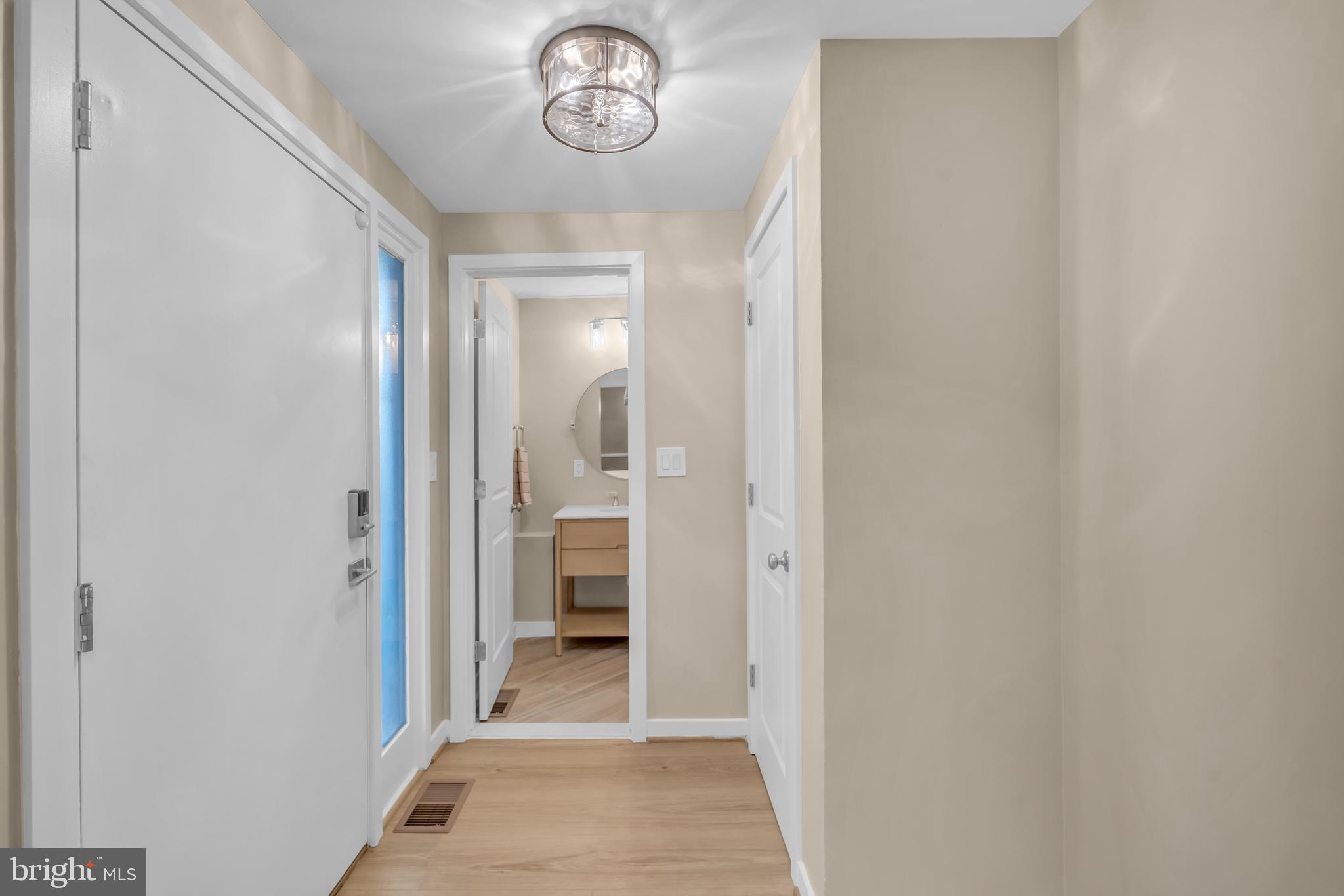 RESTON - Residential