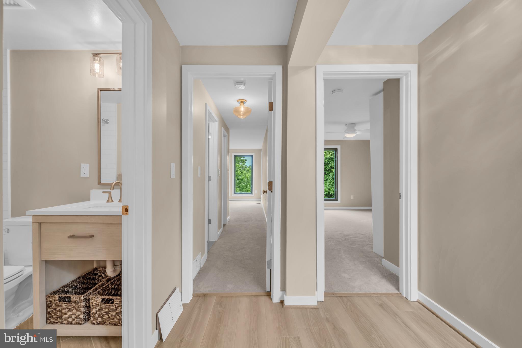 RESTON - Residential