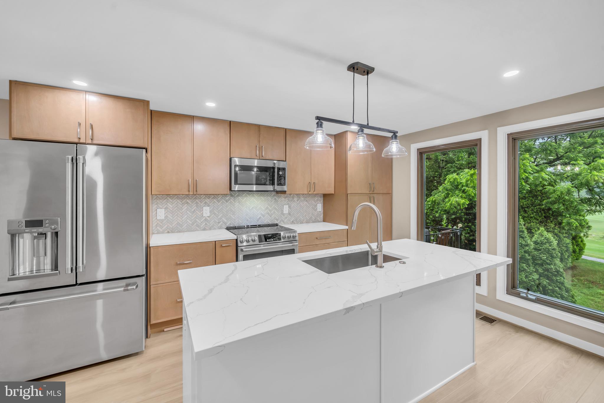 RESTON - Residential