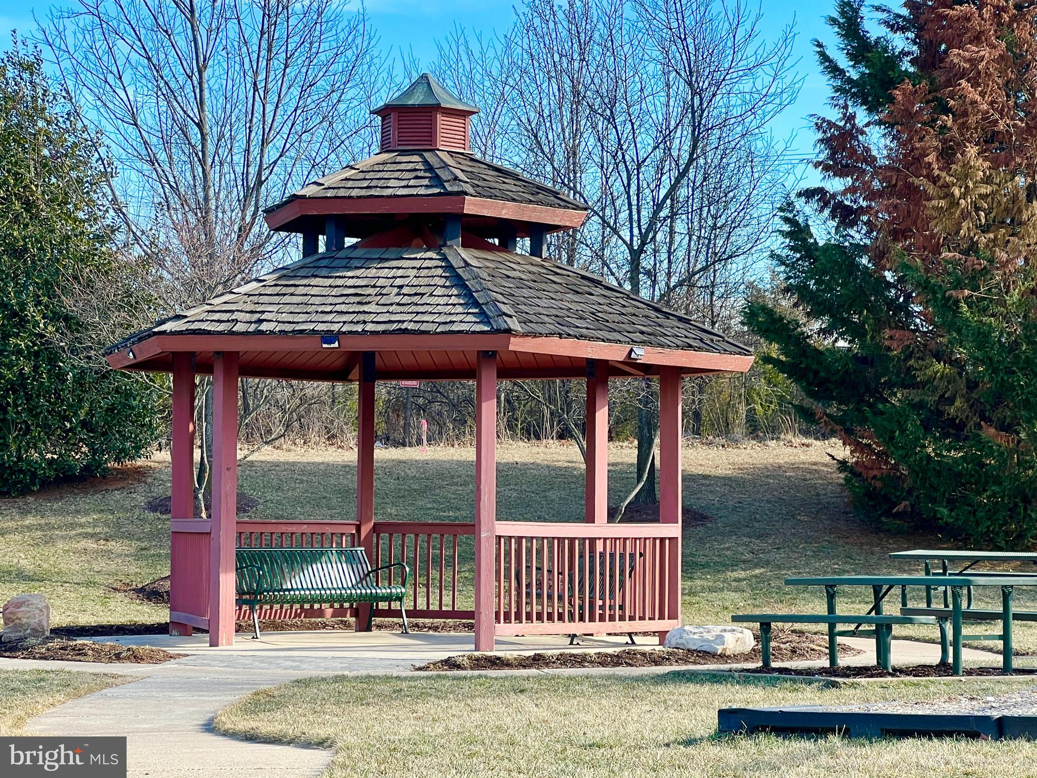 COPPERMINE CROSSING - Residential