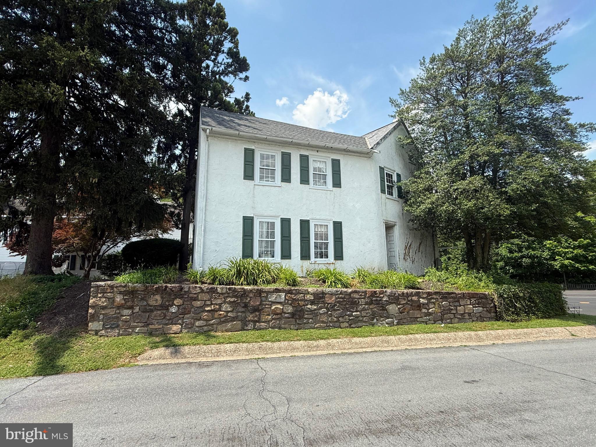 10 BEULAH ROAD