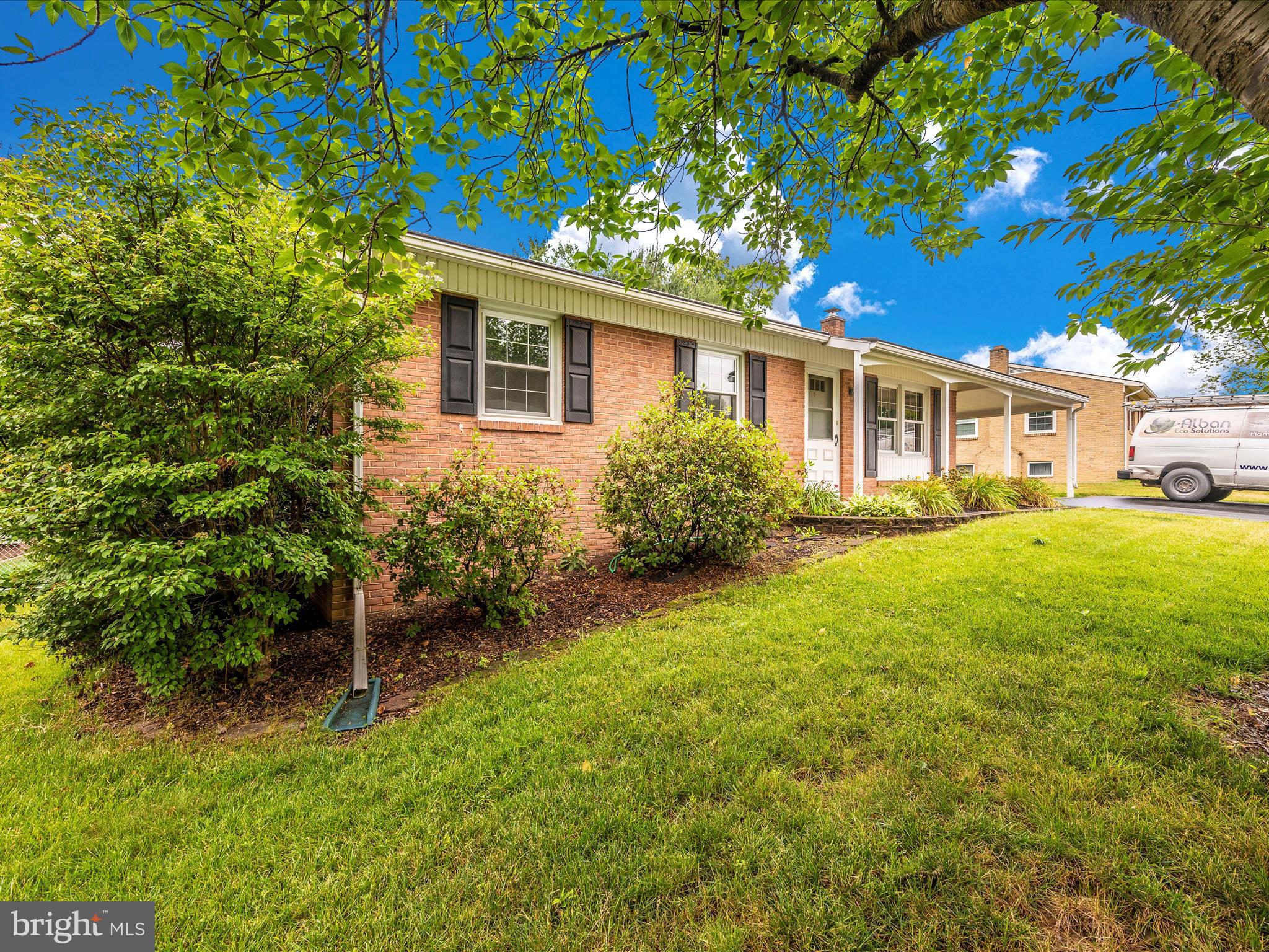 WOODMOOR - Residential