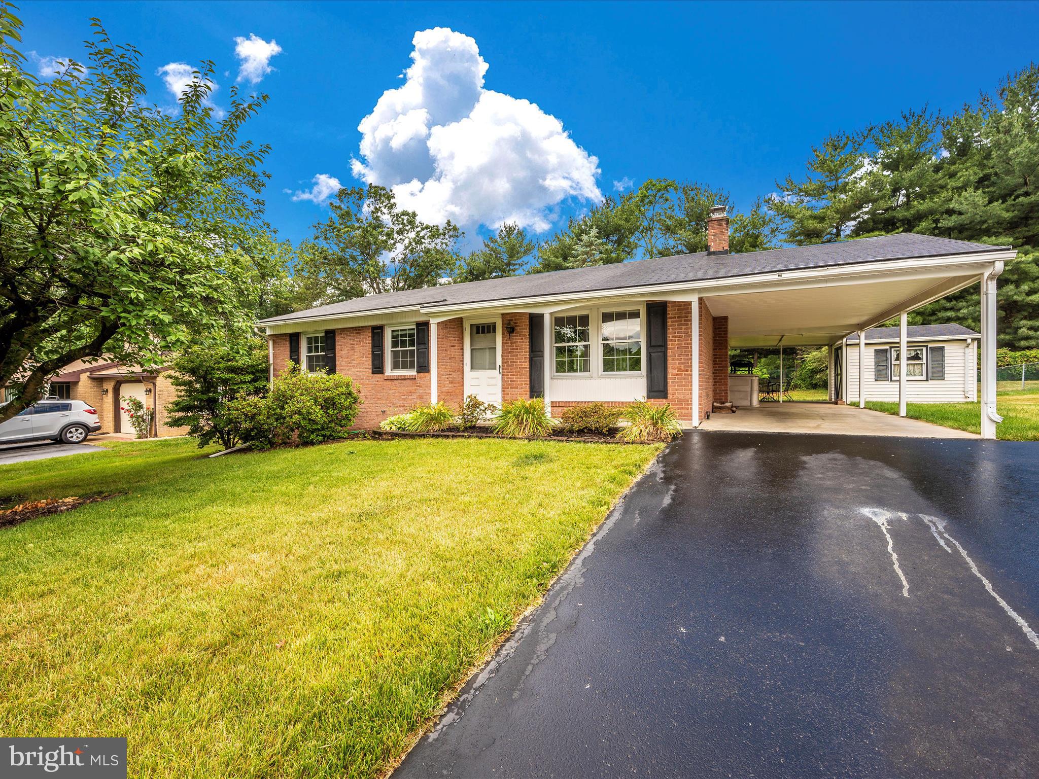 WOODMOOR - Residential