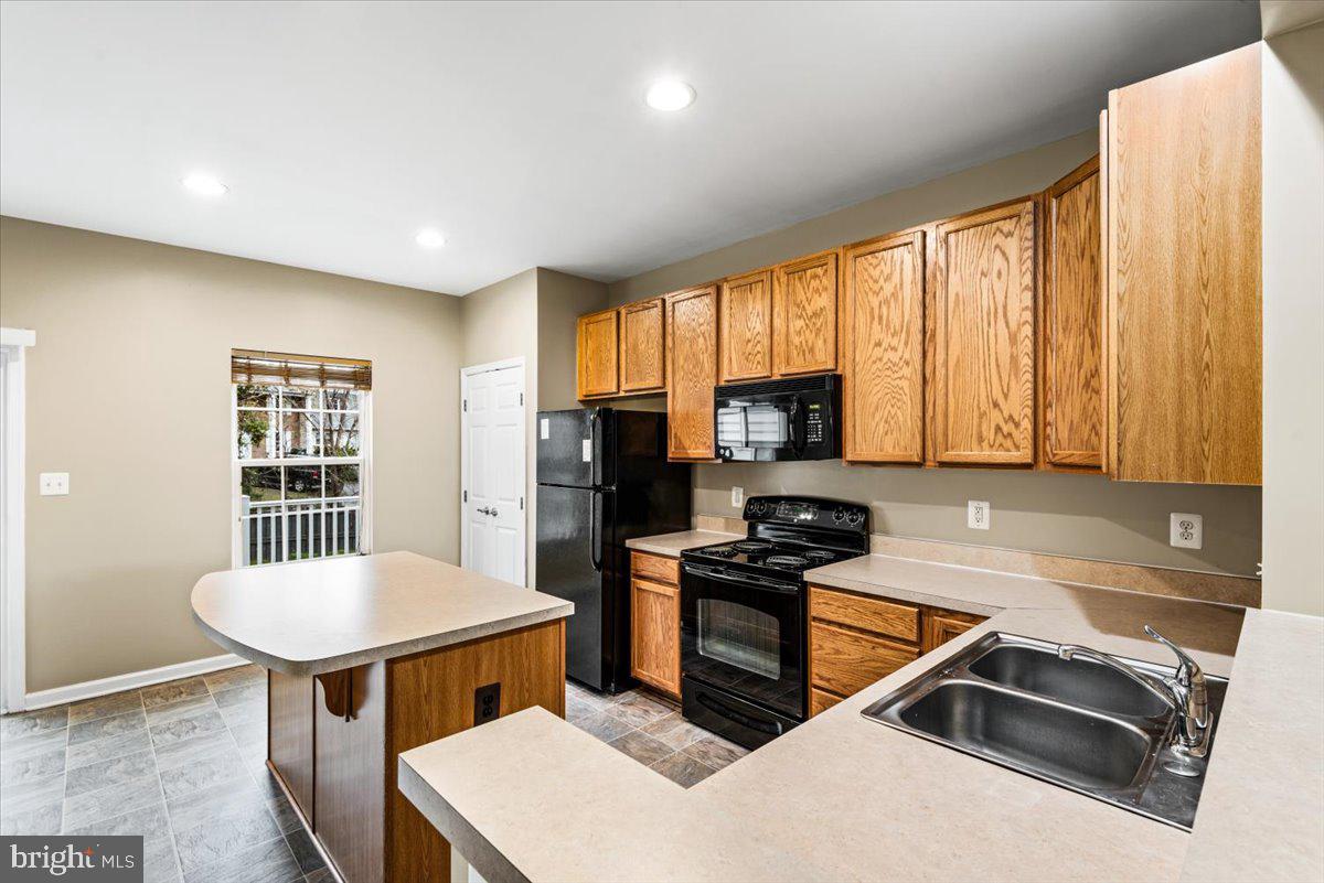 RAPPAHANNOCK LANDING - Residential Lease