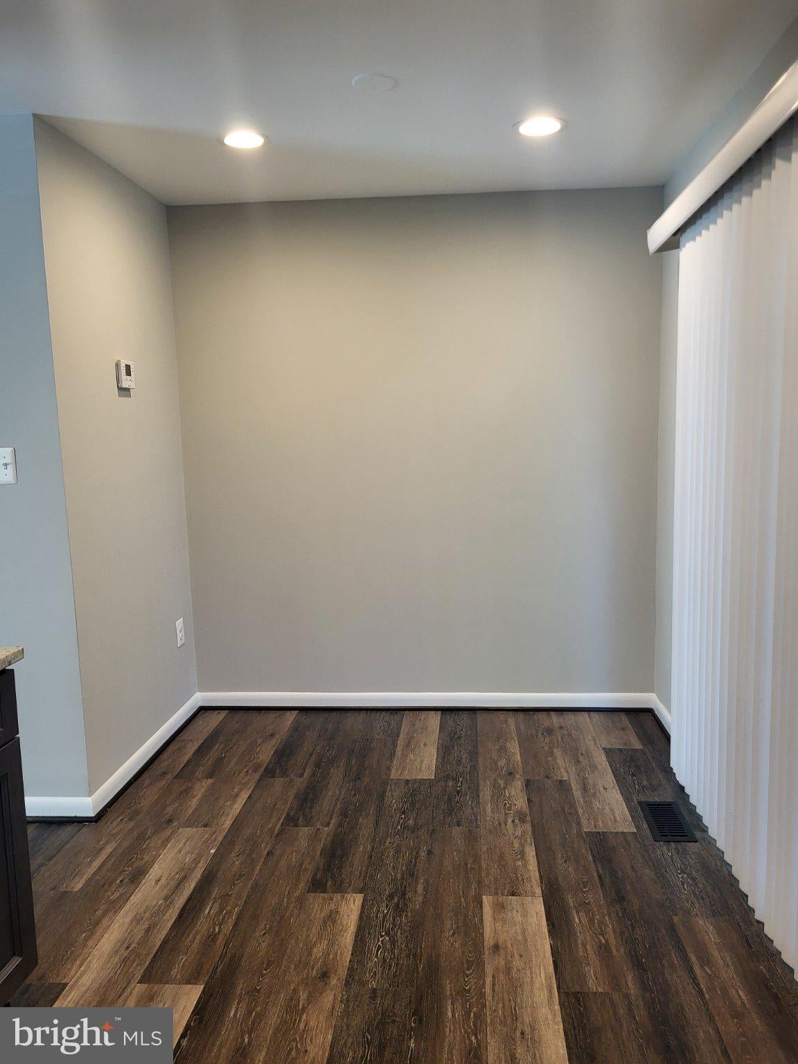 26 SUGARLAND SQUARE COURT