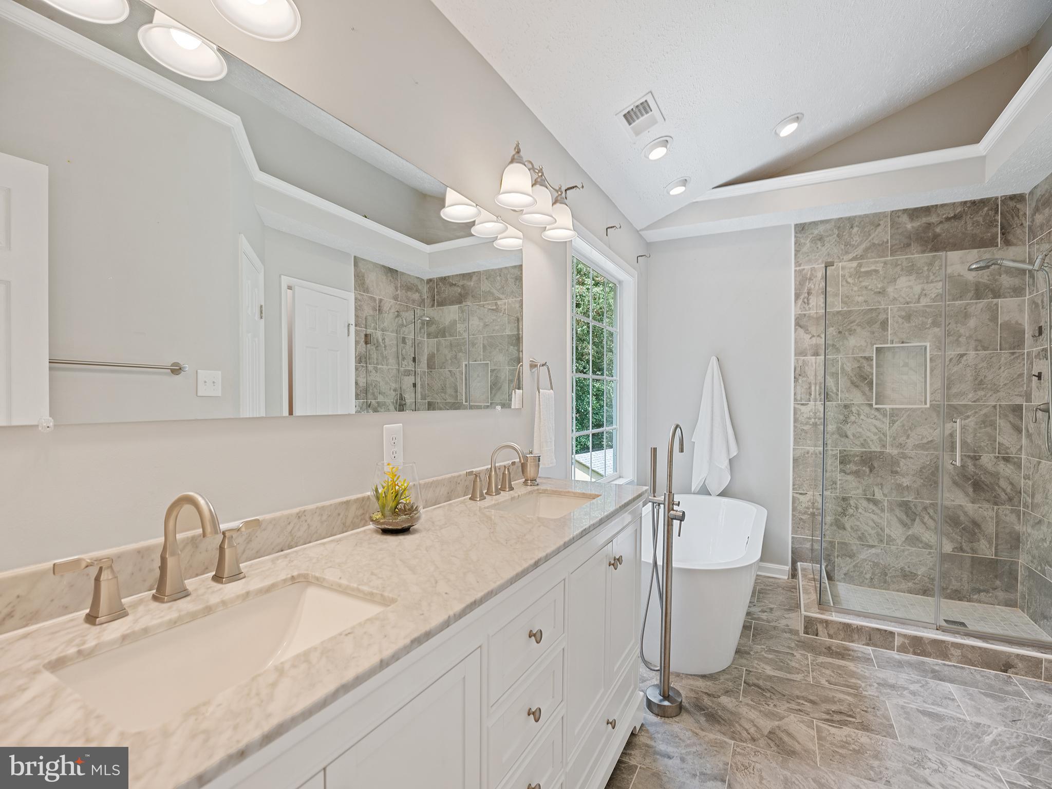 PRESWICKE HILLS SUB - Residential