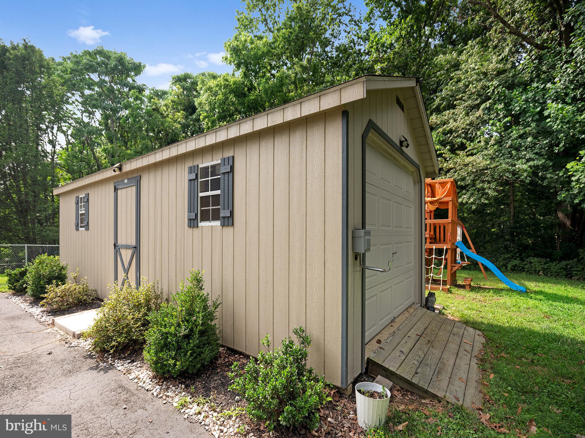 PRESWICKE HILLS SUB - Residential