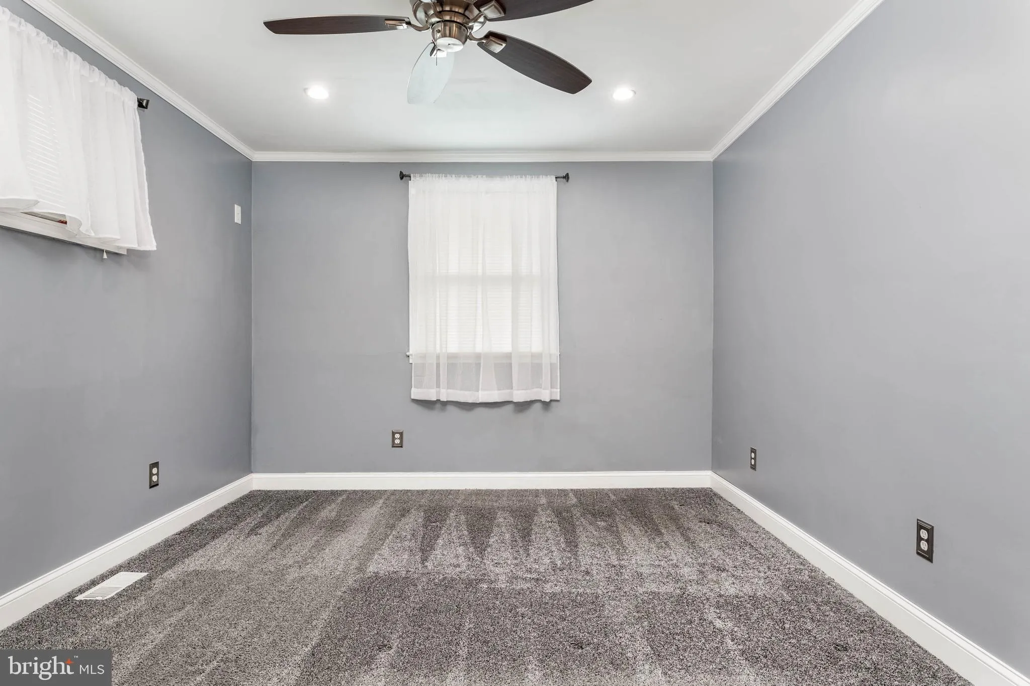 Newtown Square, Pennsylvania 19073, United States, 3 Bedrooms Bedrooms, ,2 BathroomsBathrooms,Residential,Active,221786