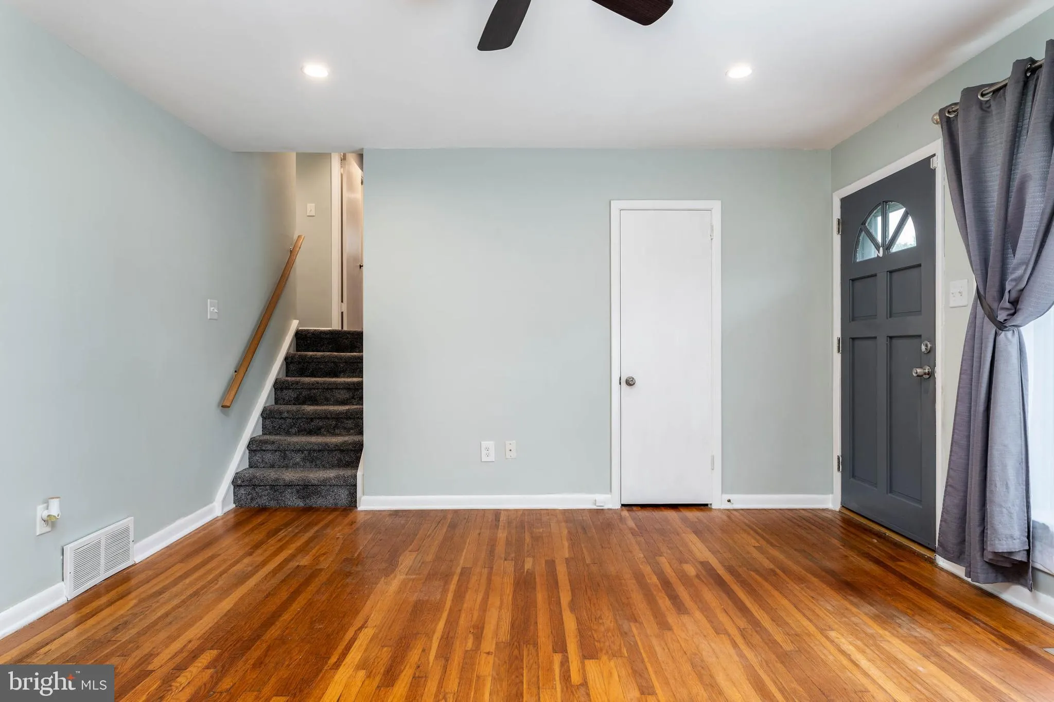 Newtown Square, Pennsylvania 19073, United States, 3 Bedrooms Bedrooms, ,2 BathroomsBathrooms,Residential,Active,221786