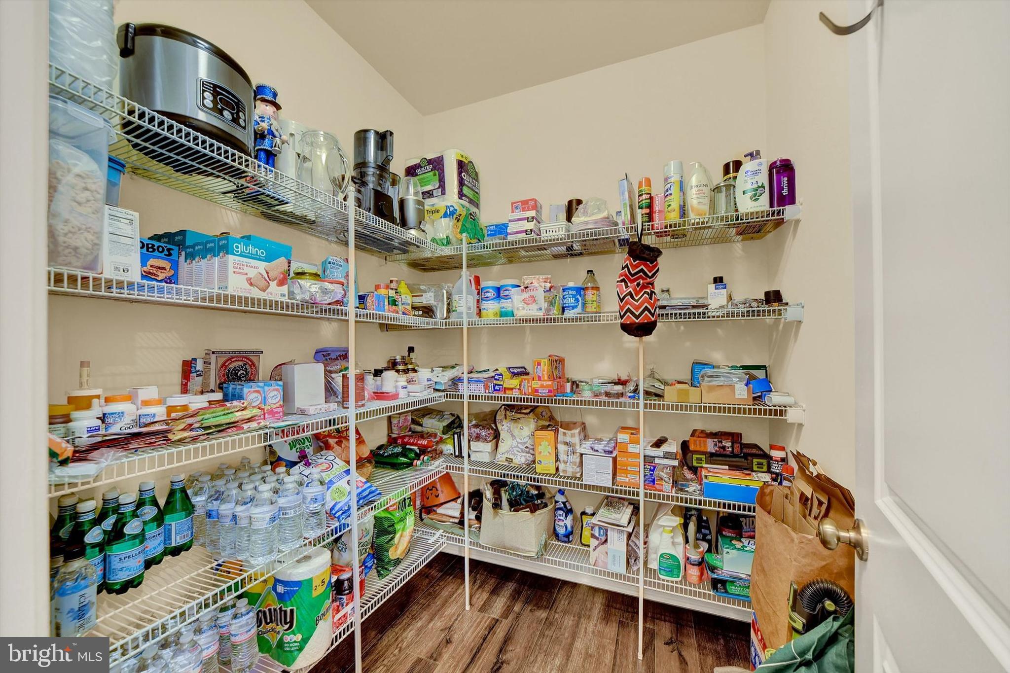 CREEKSTONE VILLAGE - Residential