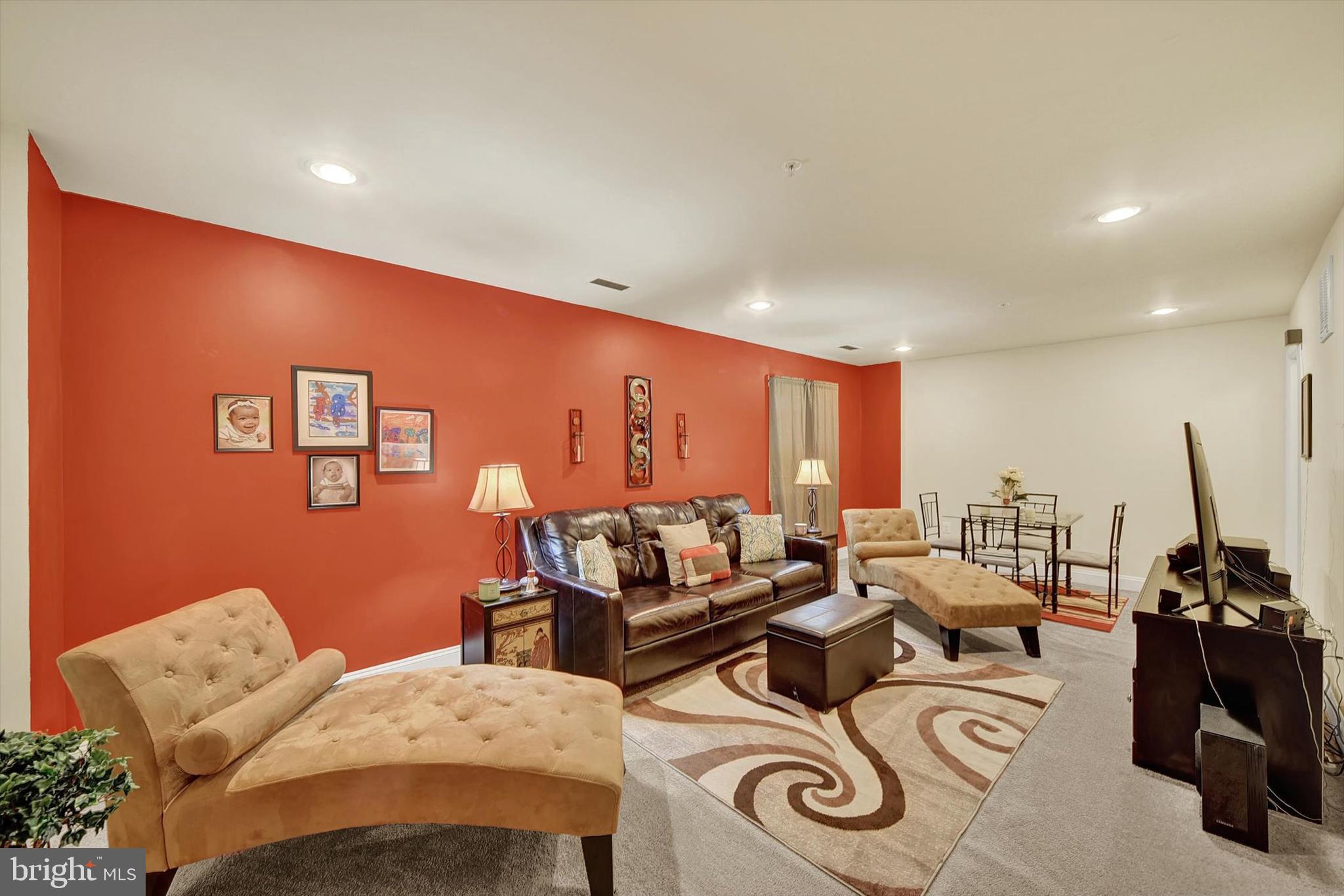 CREEKSTONE VILLAGE - Residential