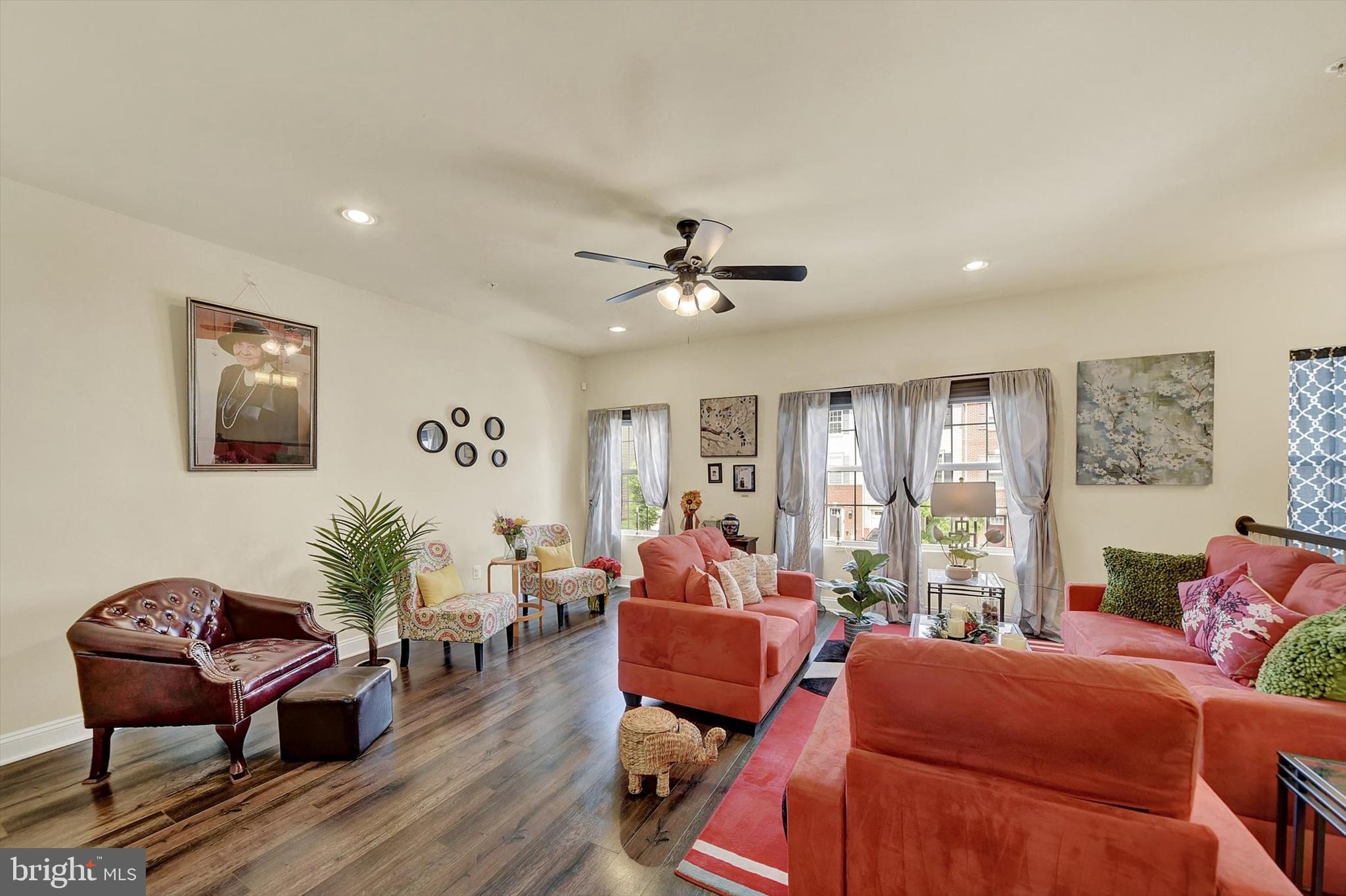 CREEKSTONE VILLAGE - Residential