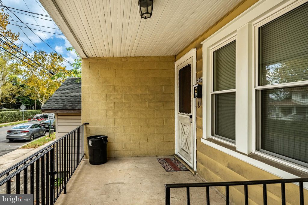 Photo of 608 Pembroke Avenue, LANSDOWNE, PA 19050 (MLS # PADE2099988)