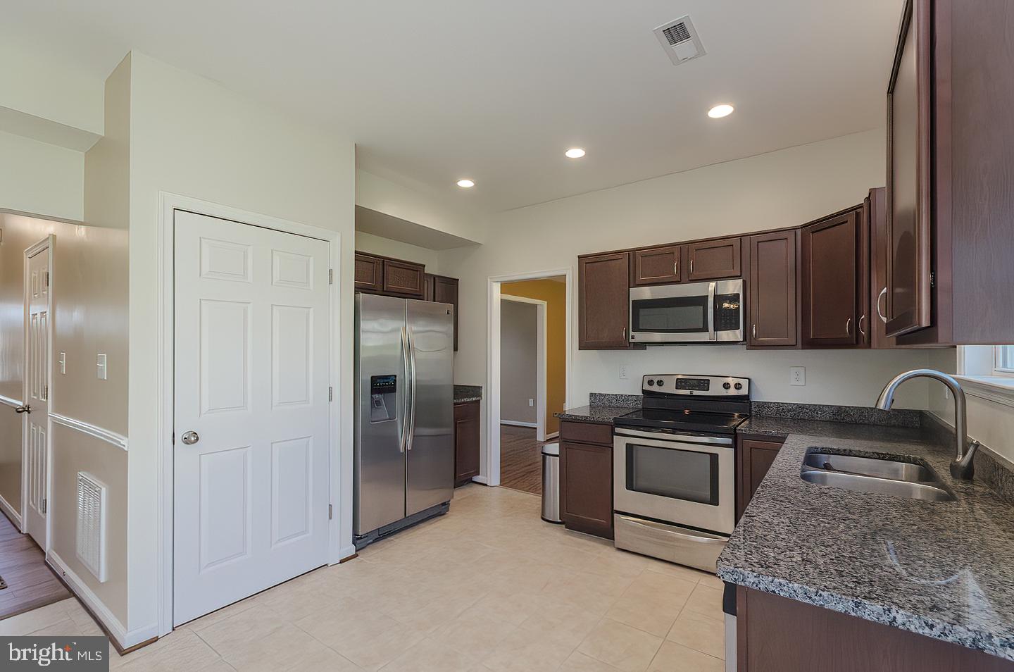 HERITAGE HILLS - Residential