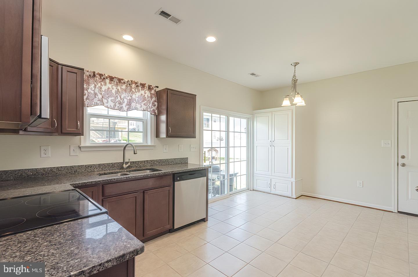 HERITAGE HILLS - Residential