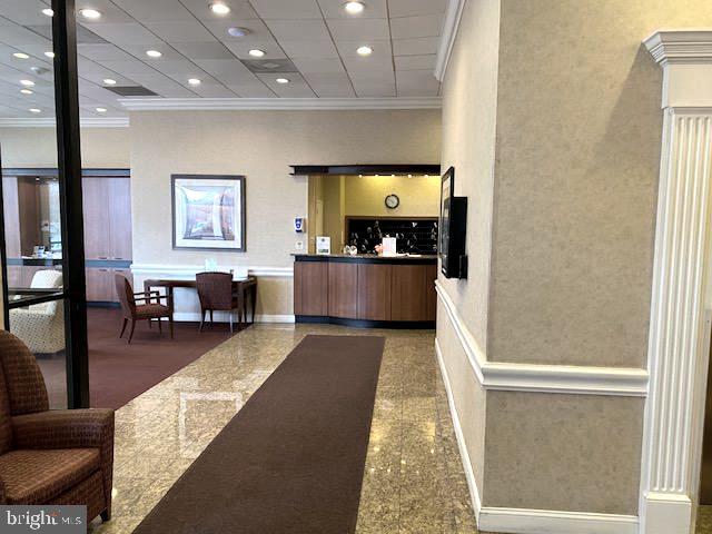 3800 FAIRFAX DRIVE 207