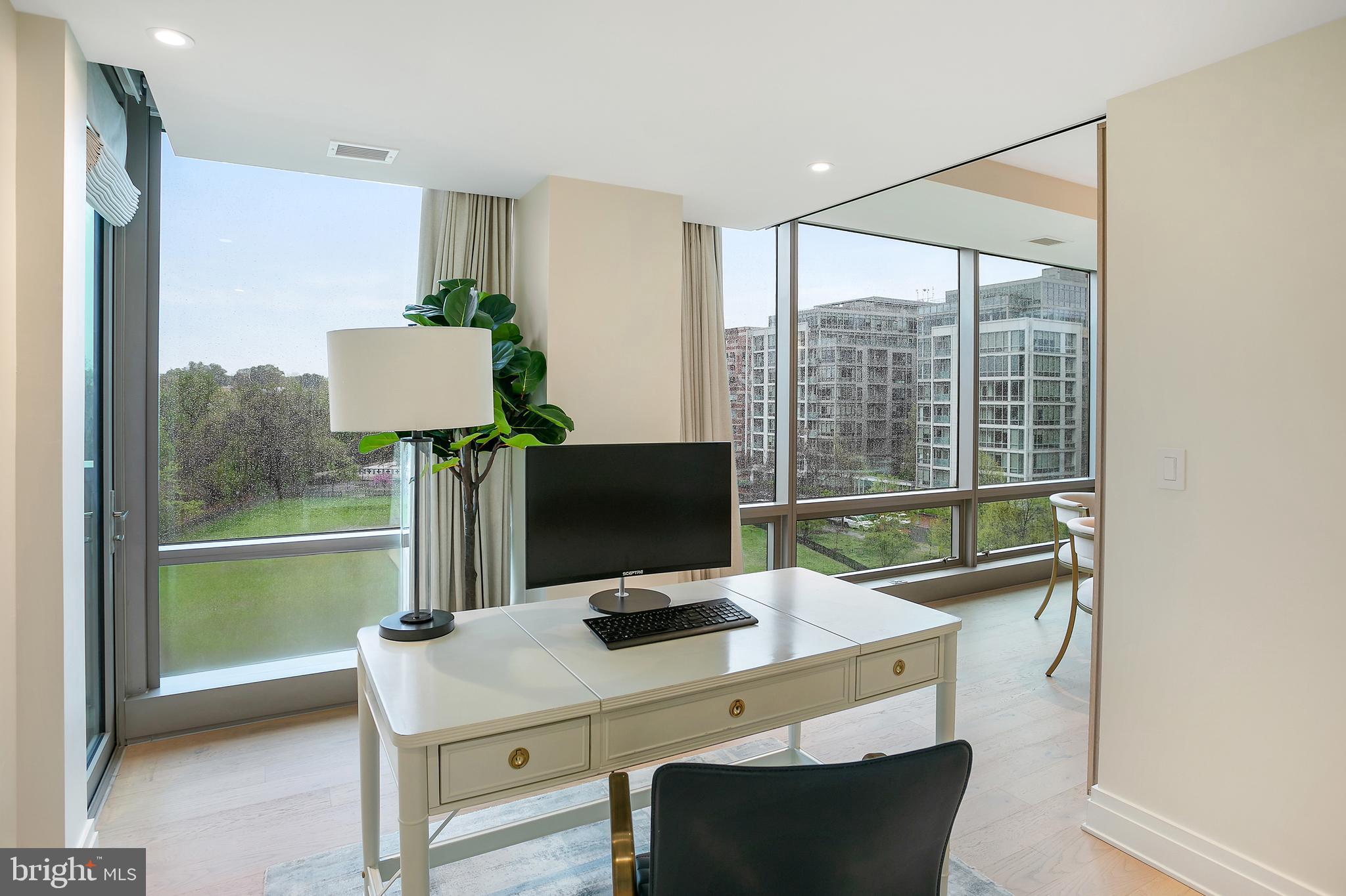 WEST END - Residential