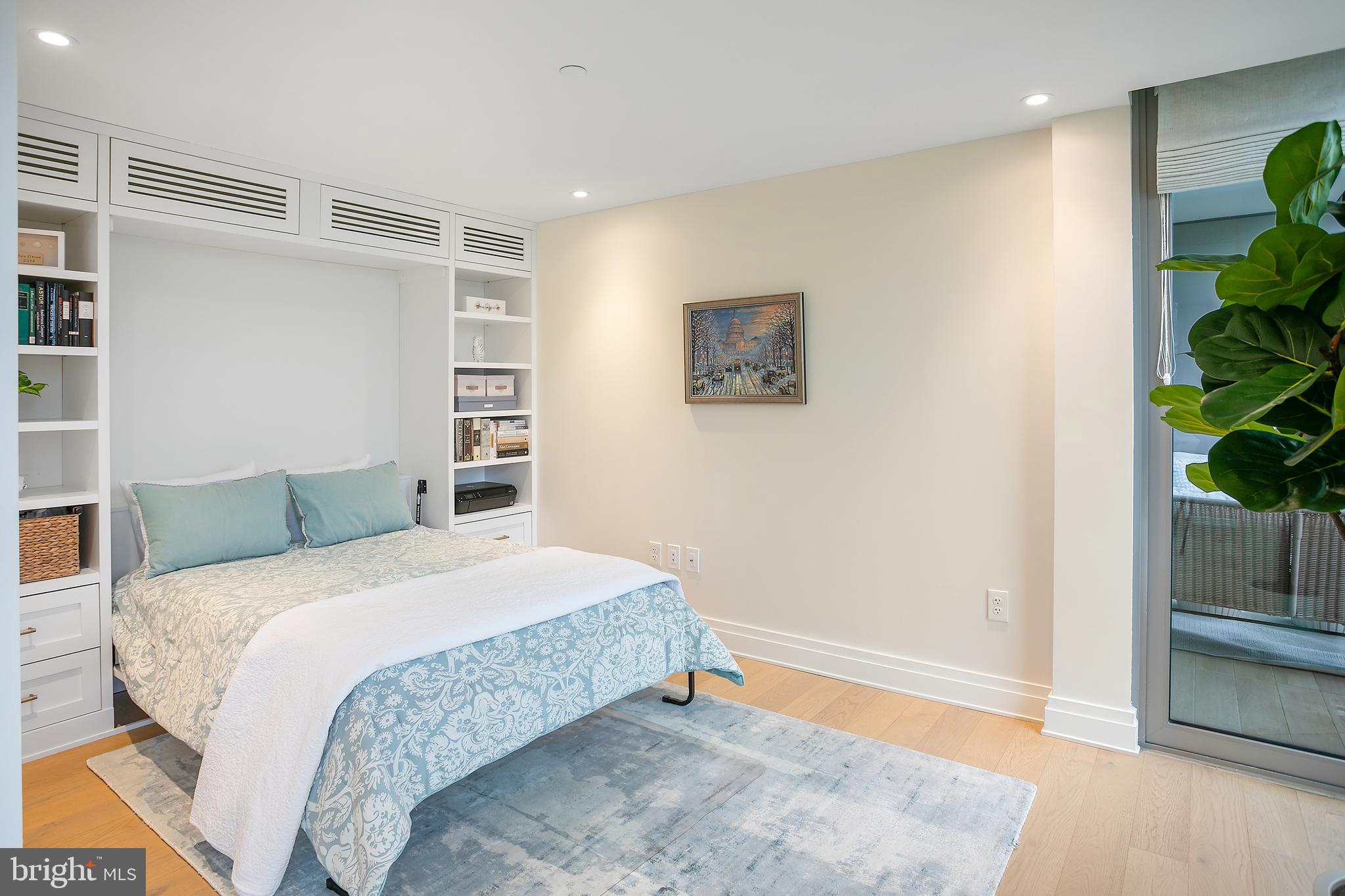 WEST END - Residential